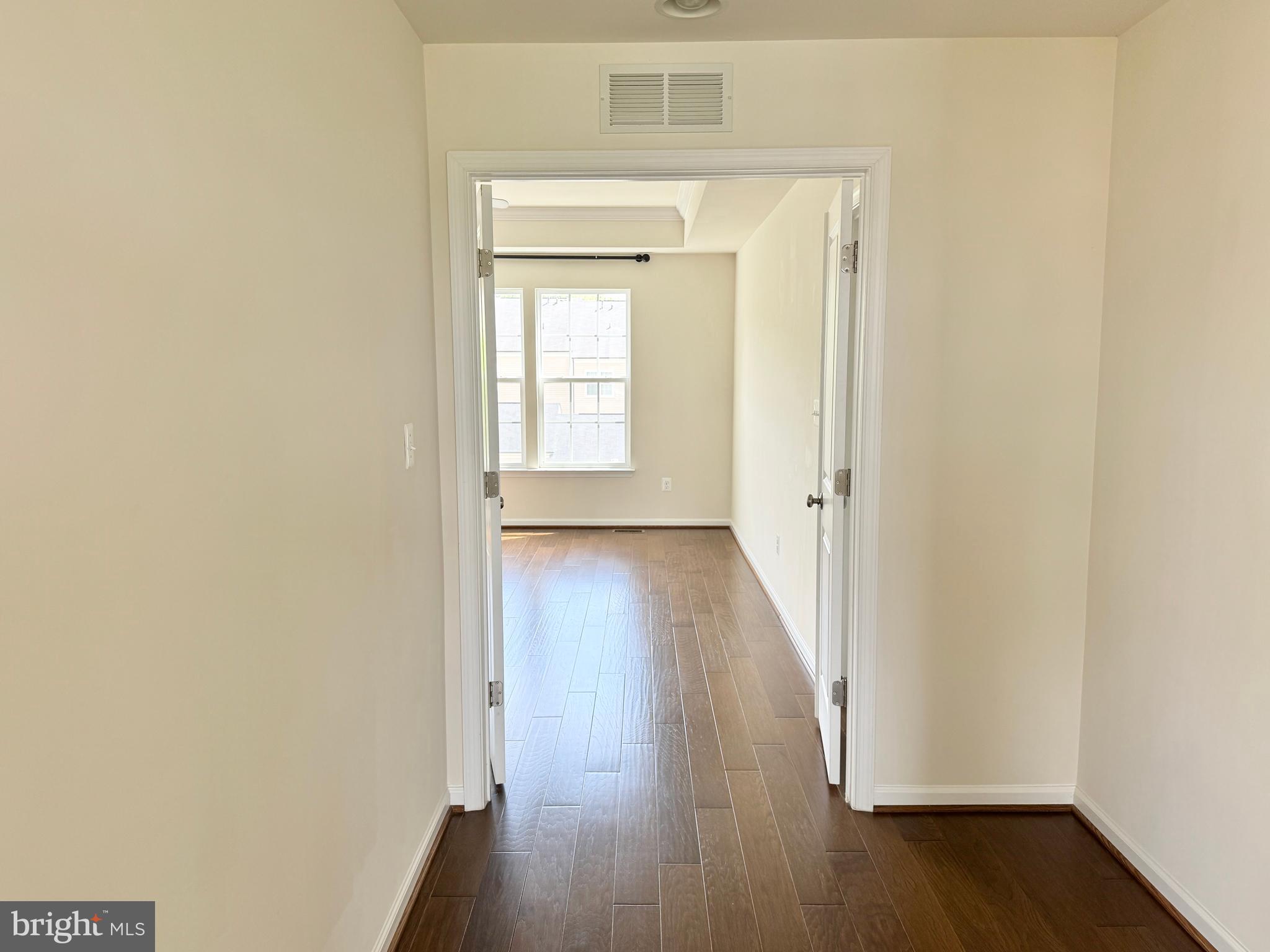 EMBREY MILL - Residential Lease