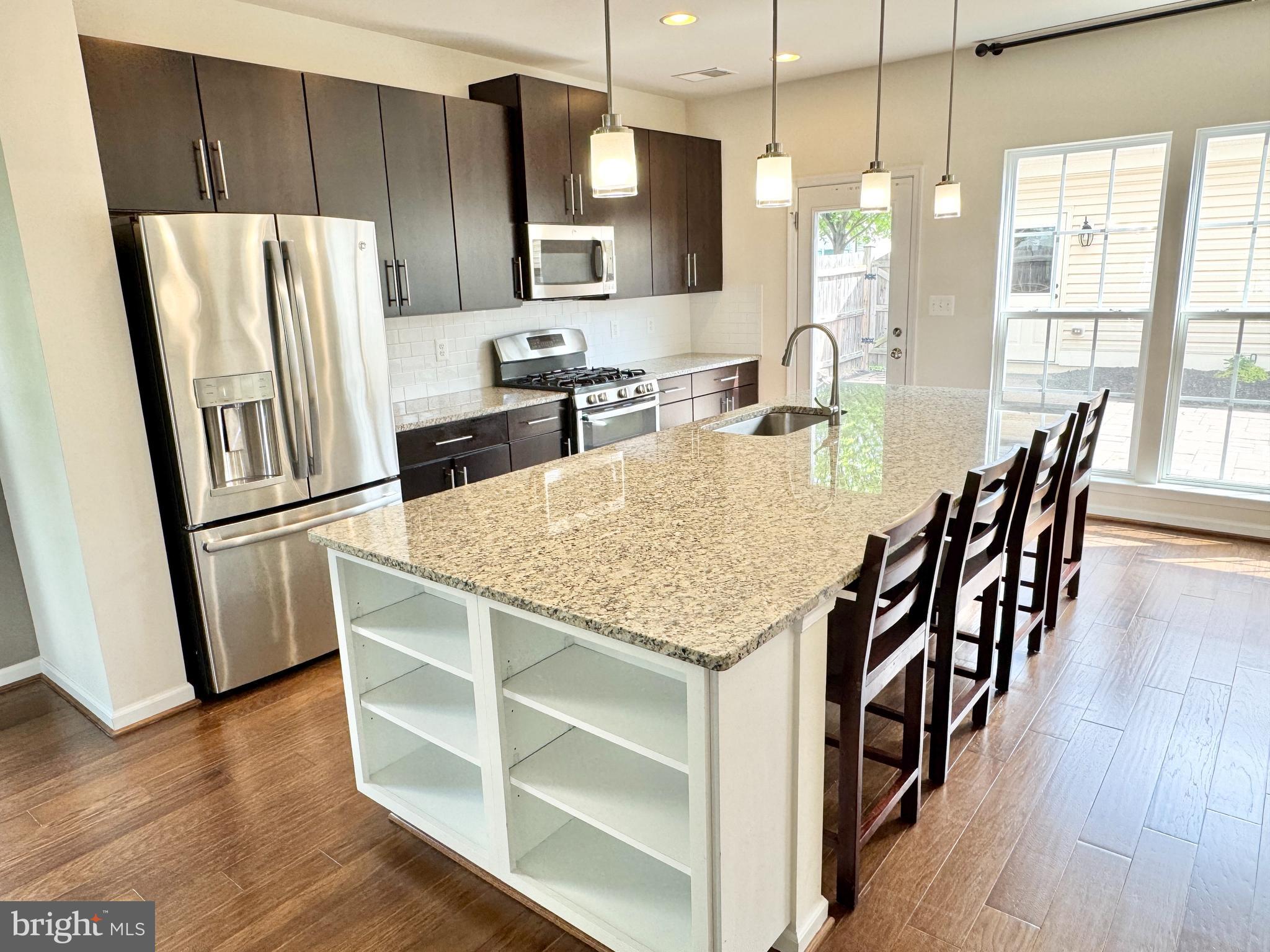 EMBREY MILL - Residential Lease