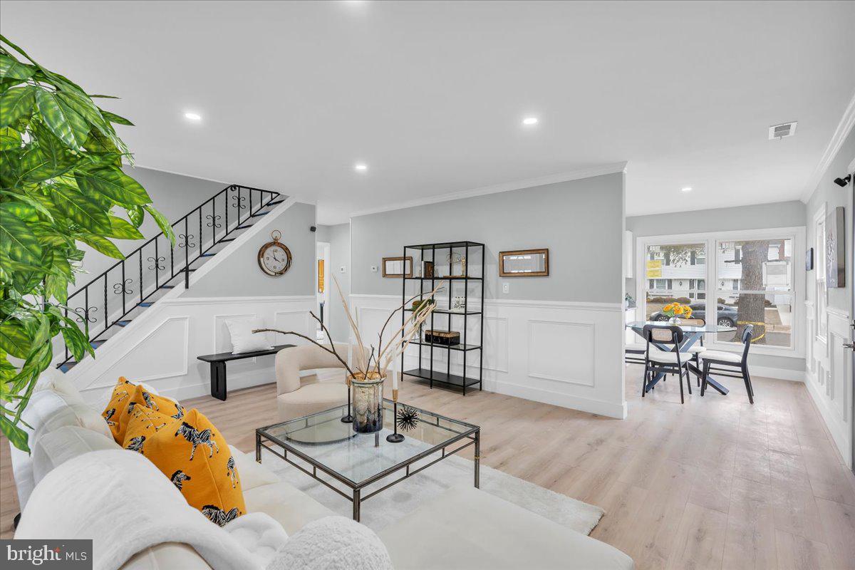 14 BLACKWELL LANE