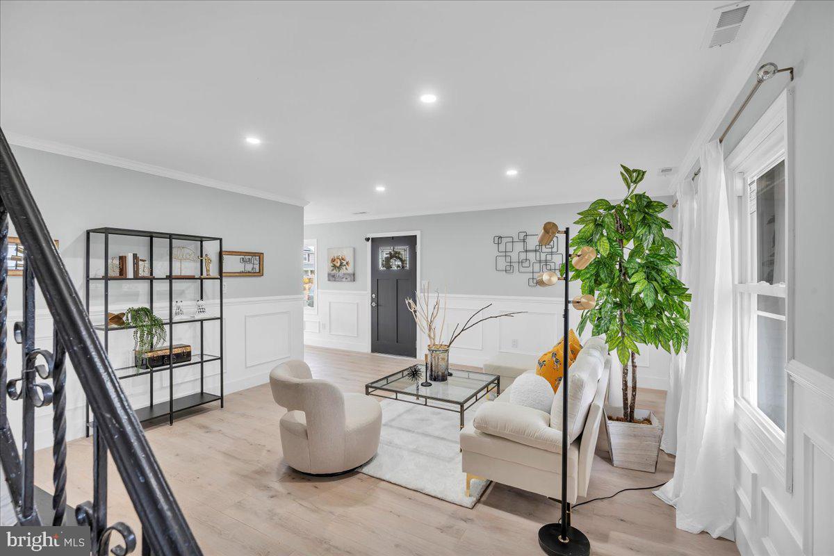 14 BLACKWELL LANE