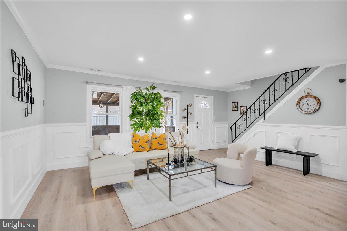 14 BLACKWELL LANE