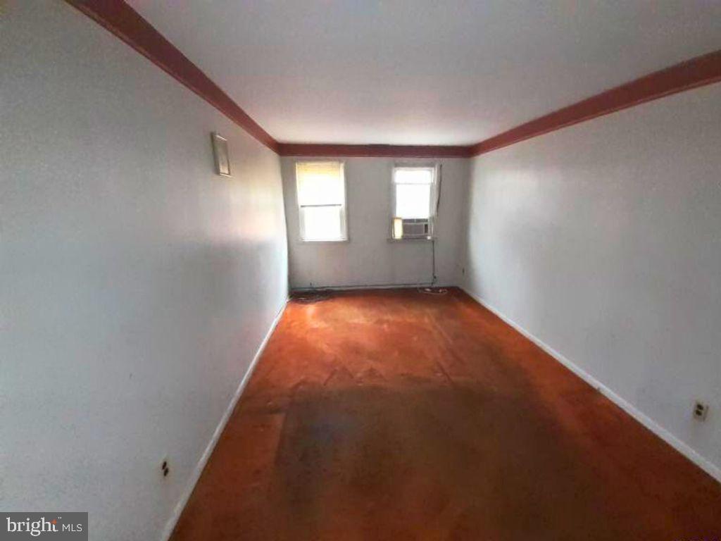 SANDTOWN-WINCHESTER - Residential