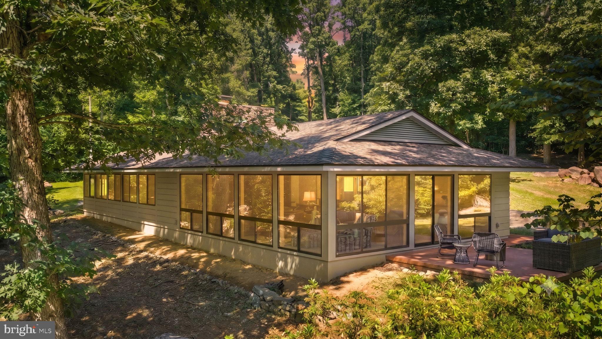 1319 CHAMPE PLAIN