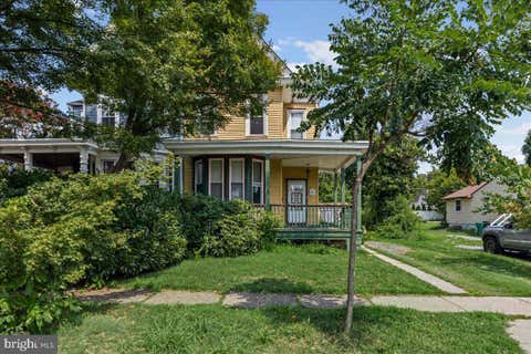 Townhouse For Sale - 7 N East Avenue<br/> Gloucester County, WENONAH, NJ 08090