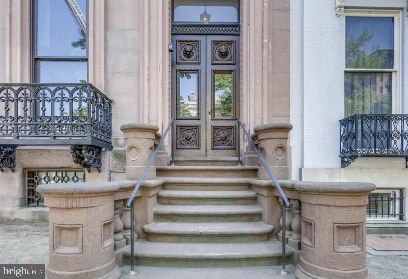 MOUNT VERNON PLACE HISTORIC DISTRICT - Residential