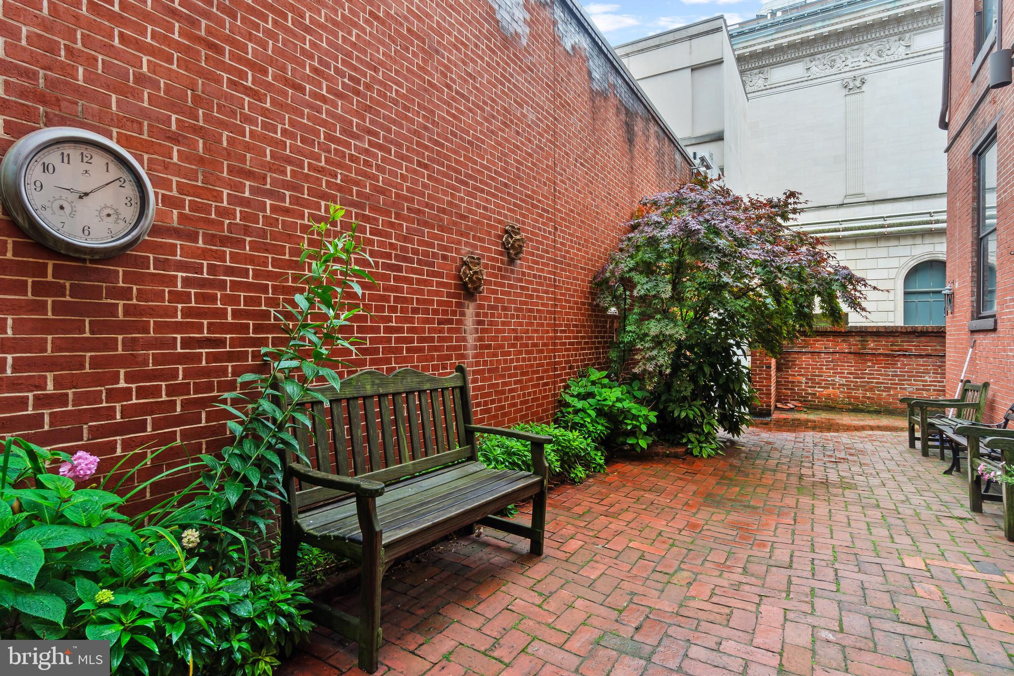 MOUNT VERNON PLACE HISTORIC DISTRICT - Residential