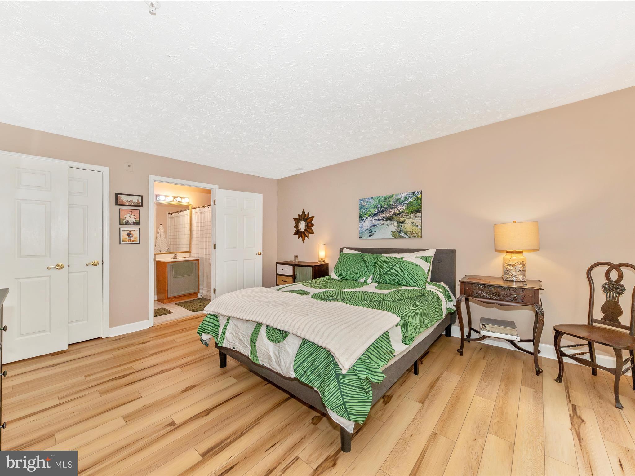 SPRING RIDGE - Residential