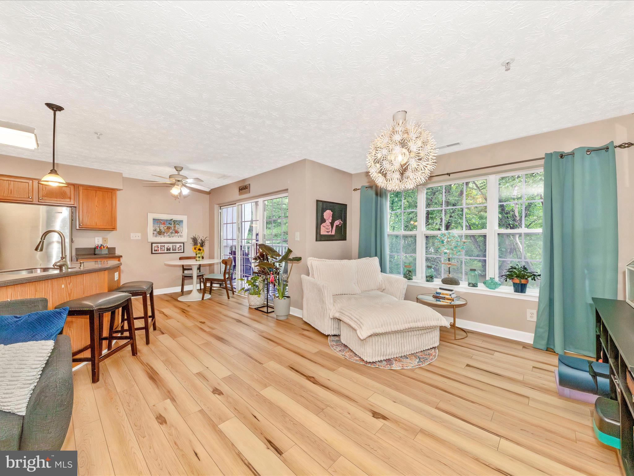 SPRING RIDGE - Residential