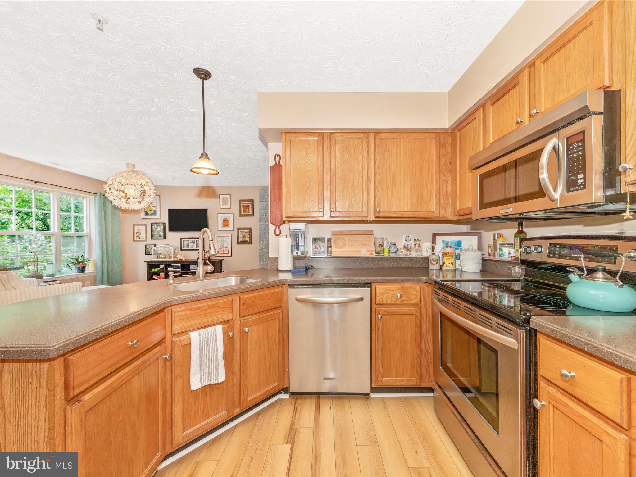 SPRING RIDGE - Residential