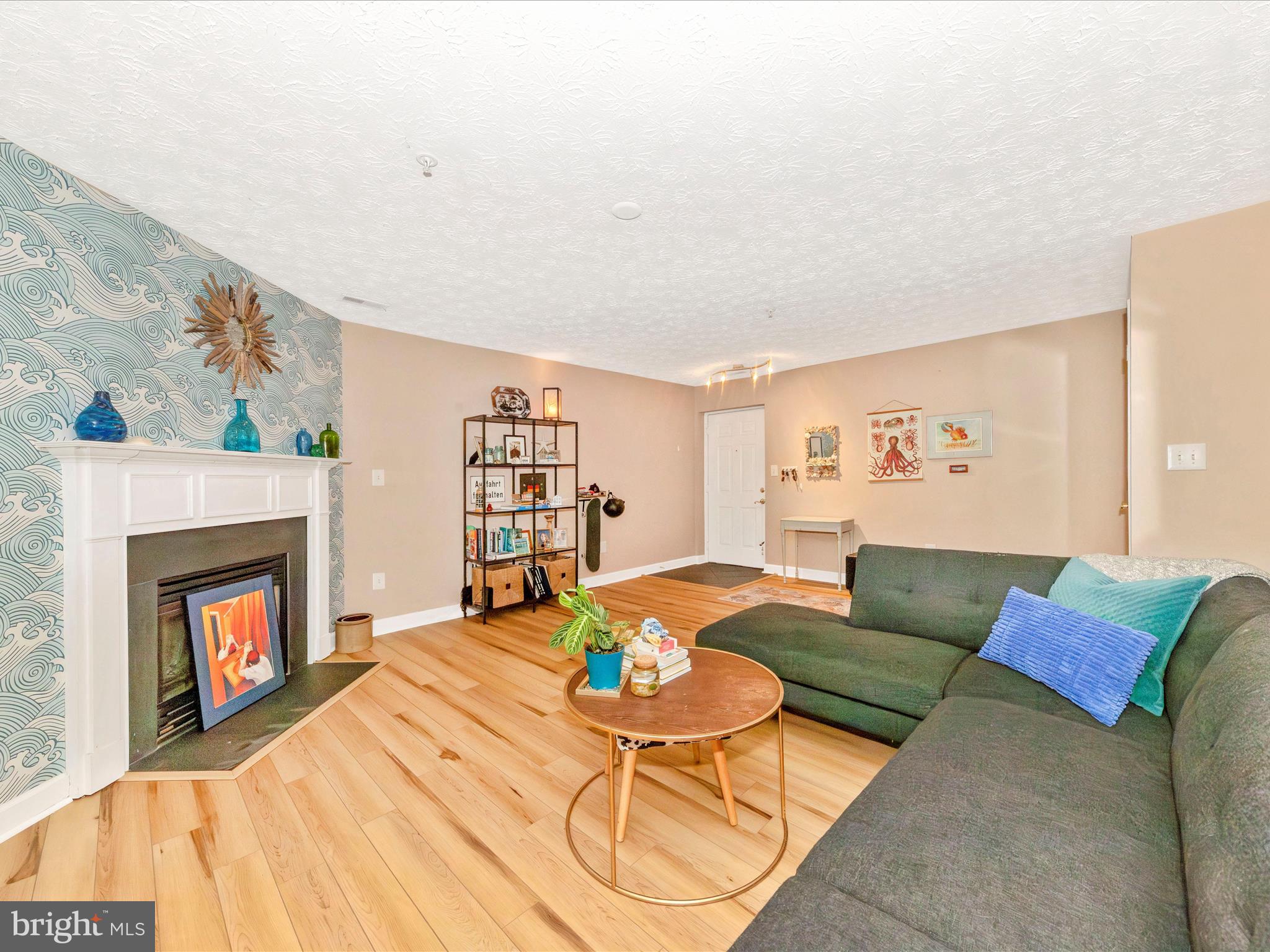 SPRING RIDGE - Residential