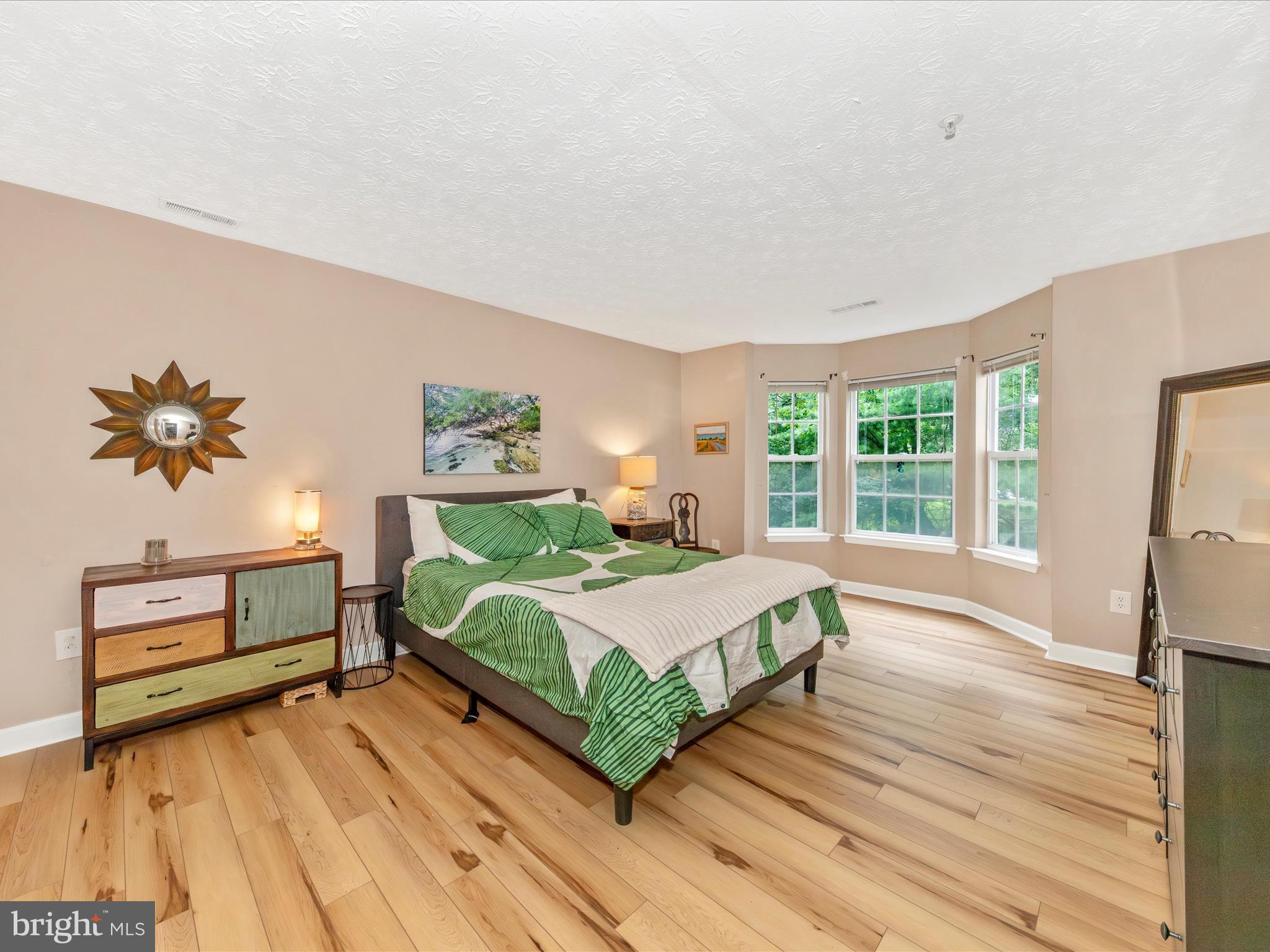 SPRING RIDGE - Residential