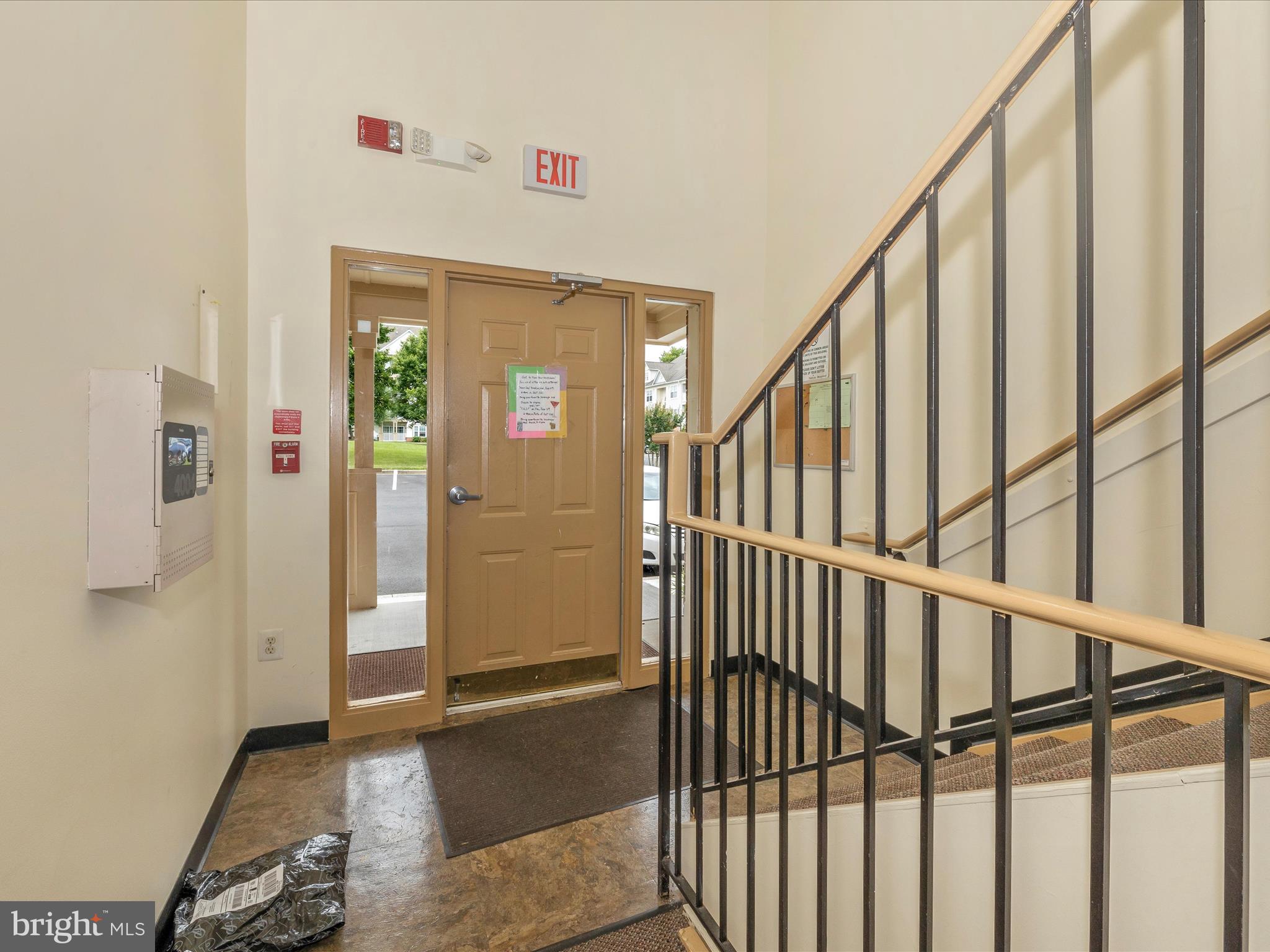 SPRING RIDGE - Residential