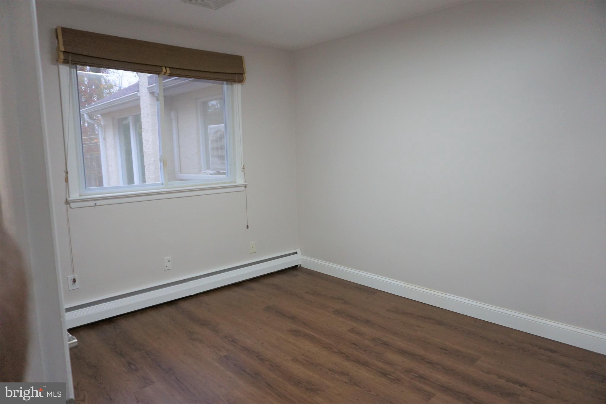 BERWYN DOWNS - Residential