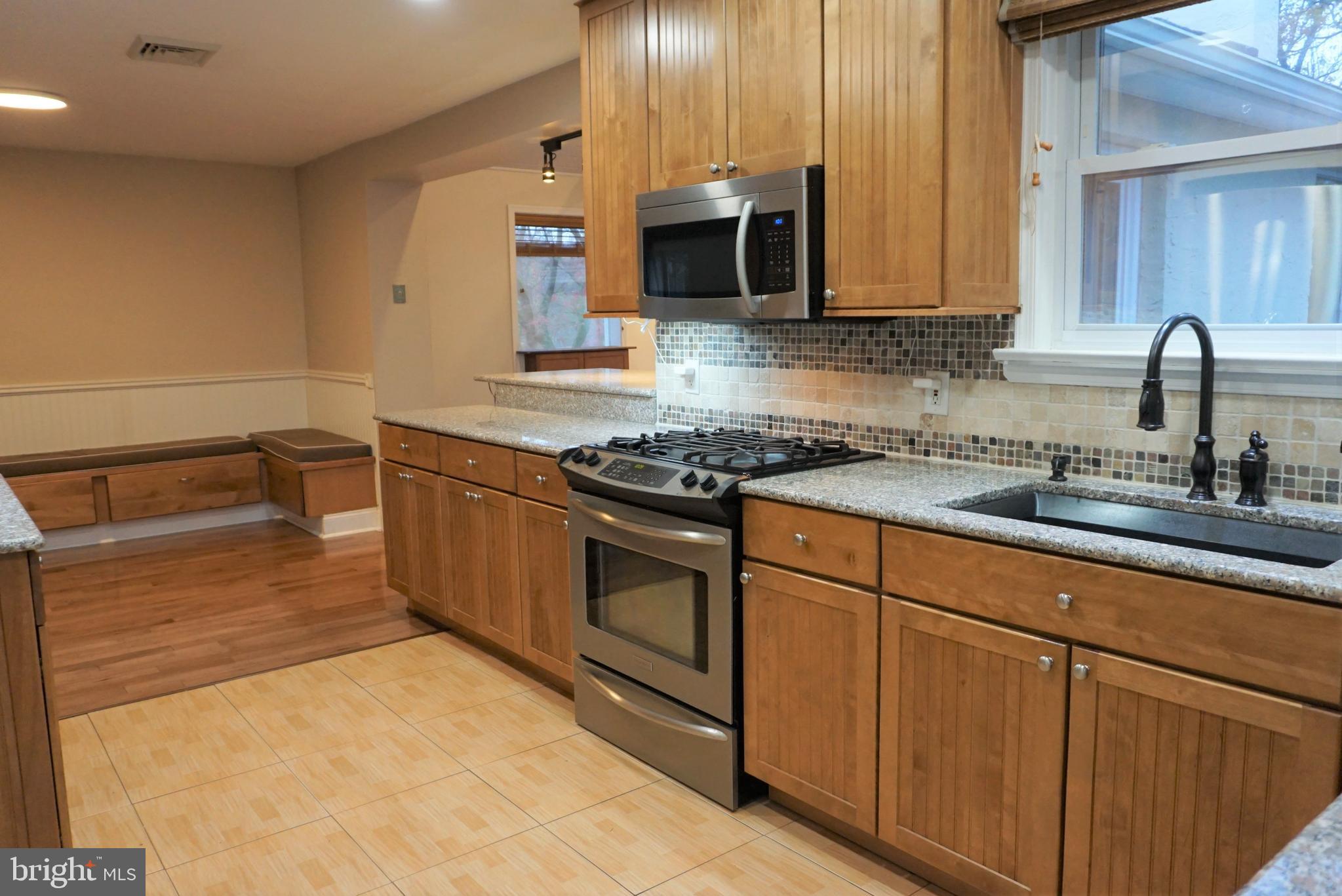 BERWYN DOWNS - Residential