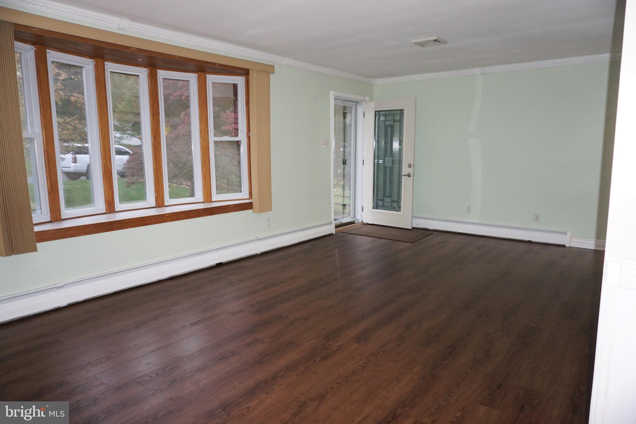 BERWYN DOWNS - Residential