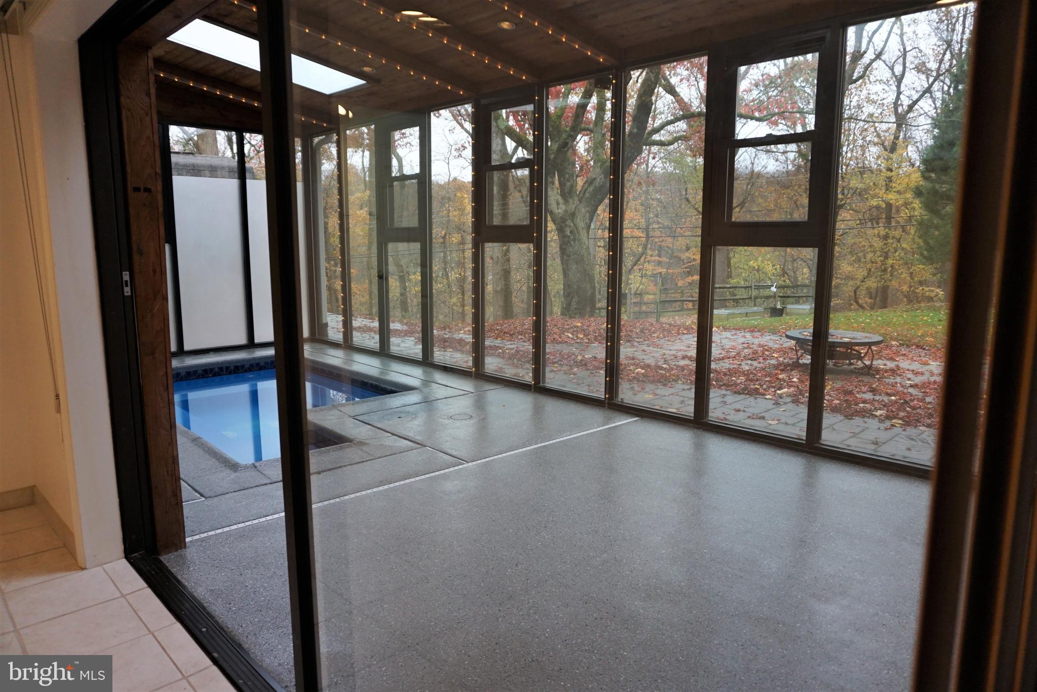 BERWYN DOWNS - Residential