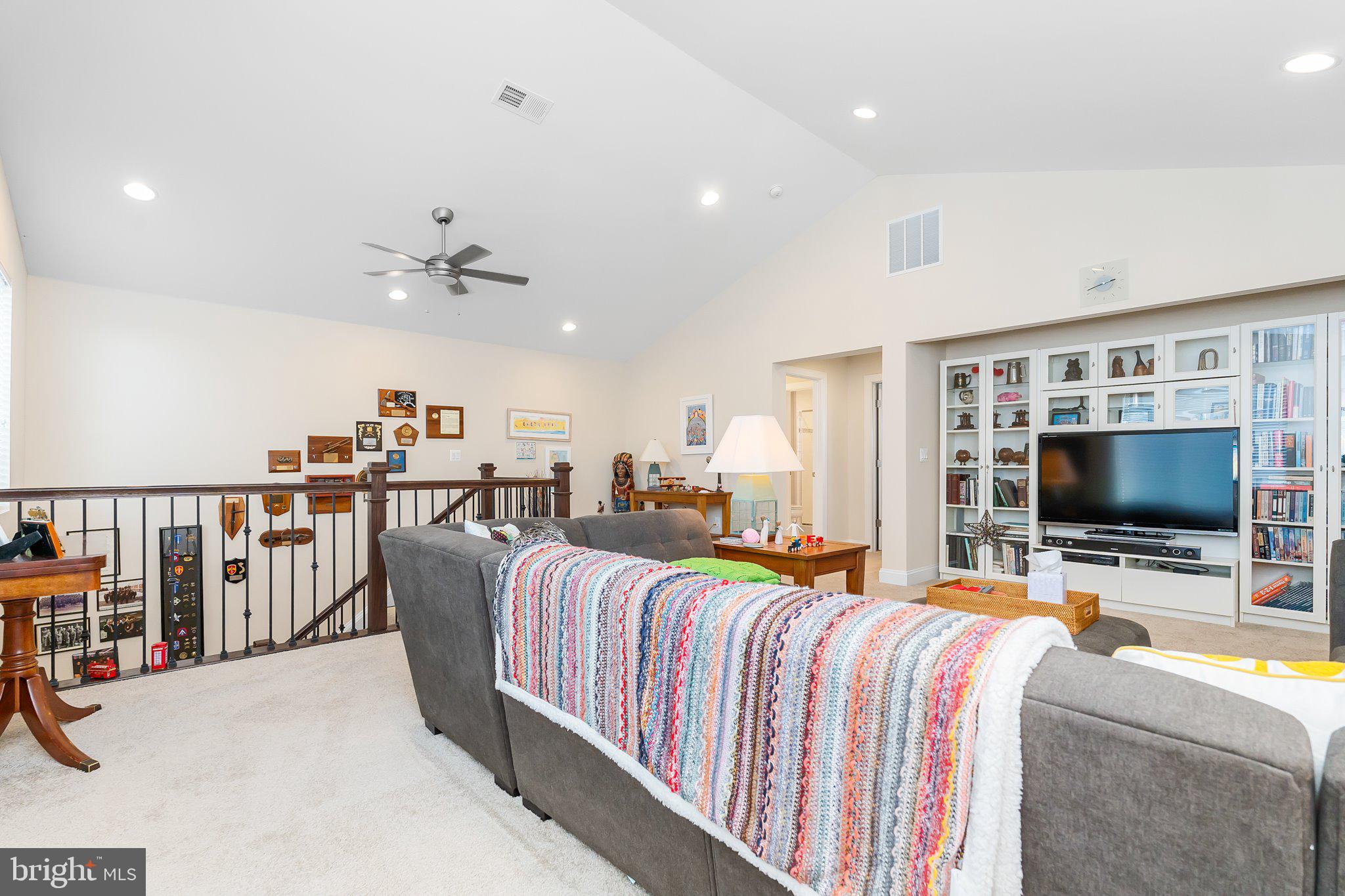 LAKE FREDERICK - Residential