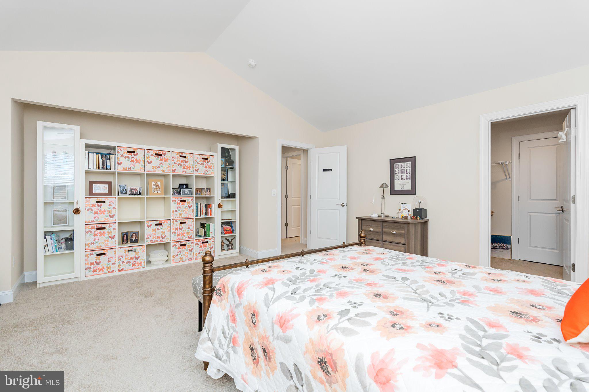 LAKE FREDERICK - Residential