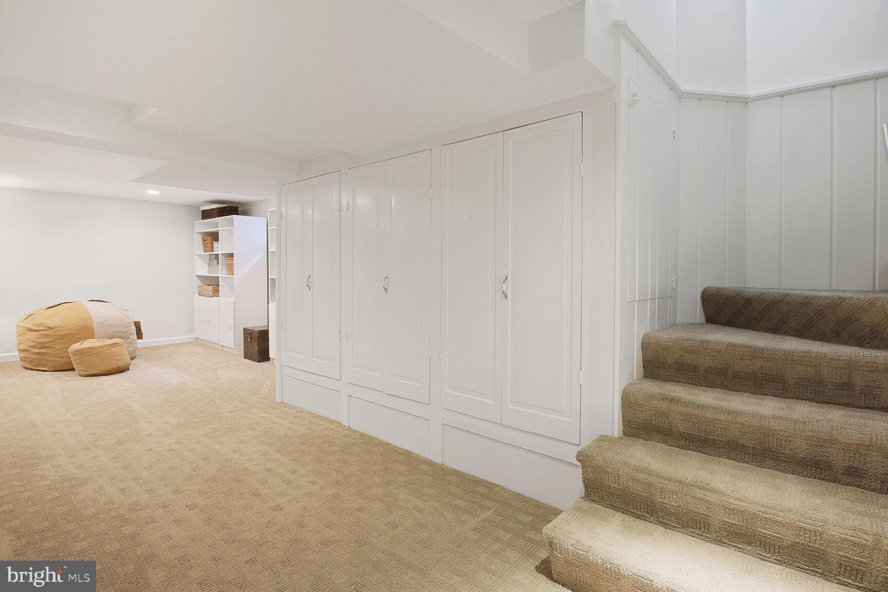 ROCK CREEK HILLS - Residential