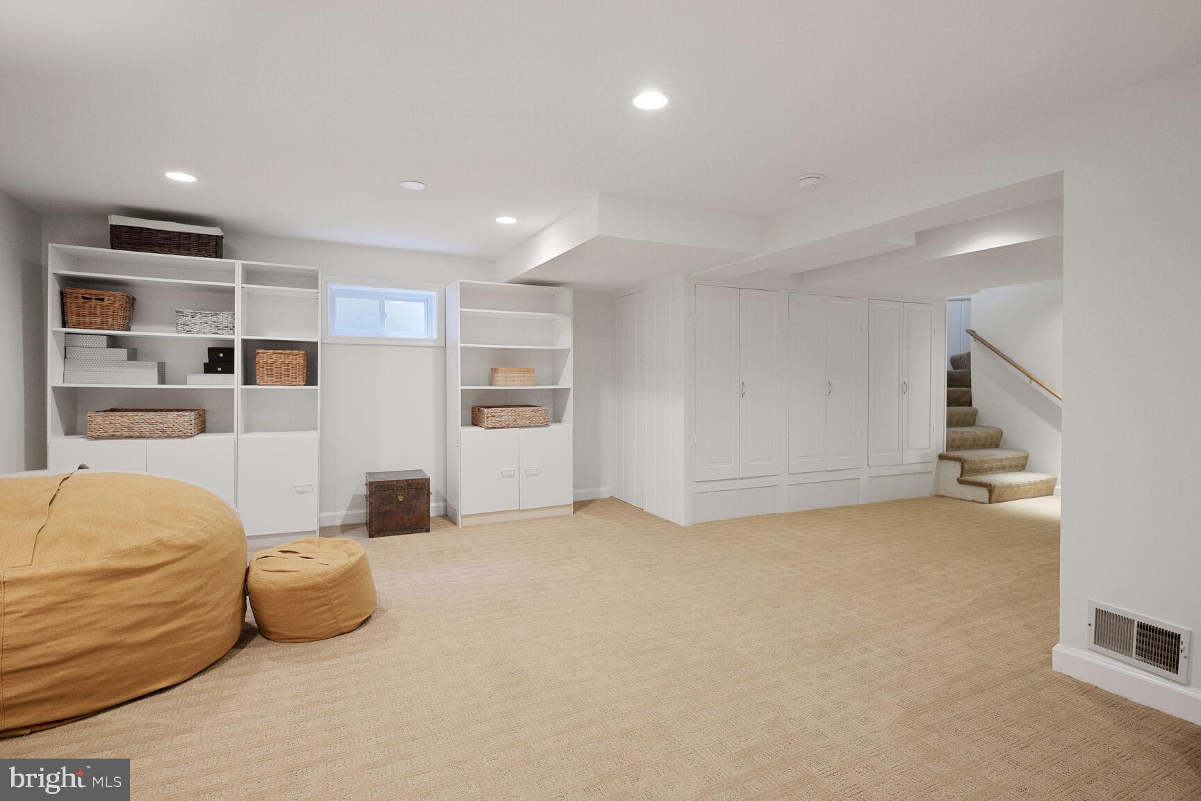 ROCK CREEK HILLS - Residential