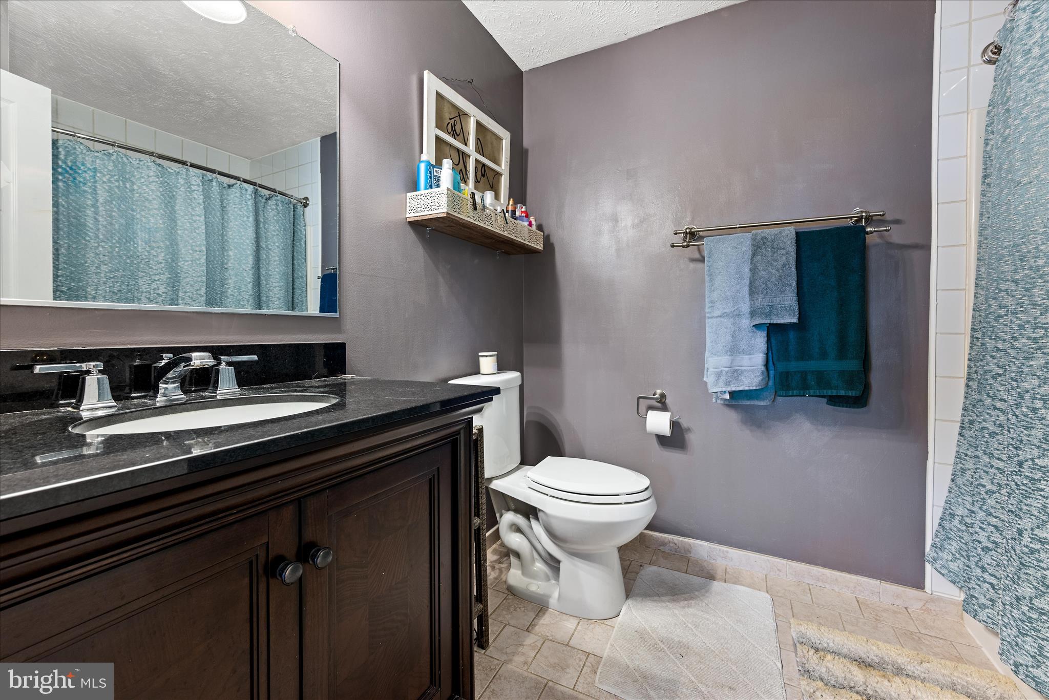 BLUE MOUNTAIN - Residential