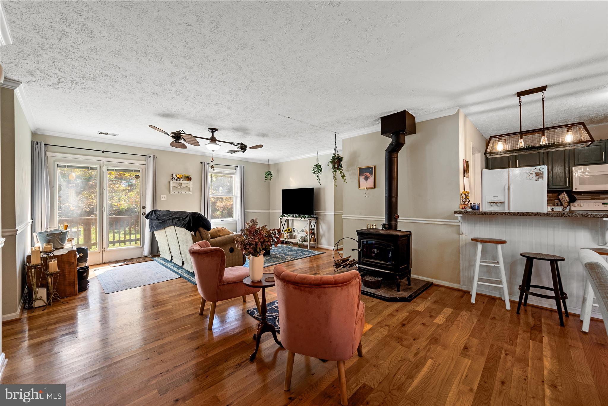 BLUE MOUNTAIN - Residential