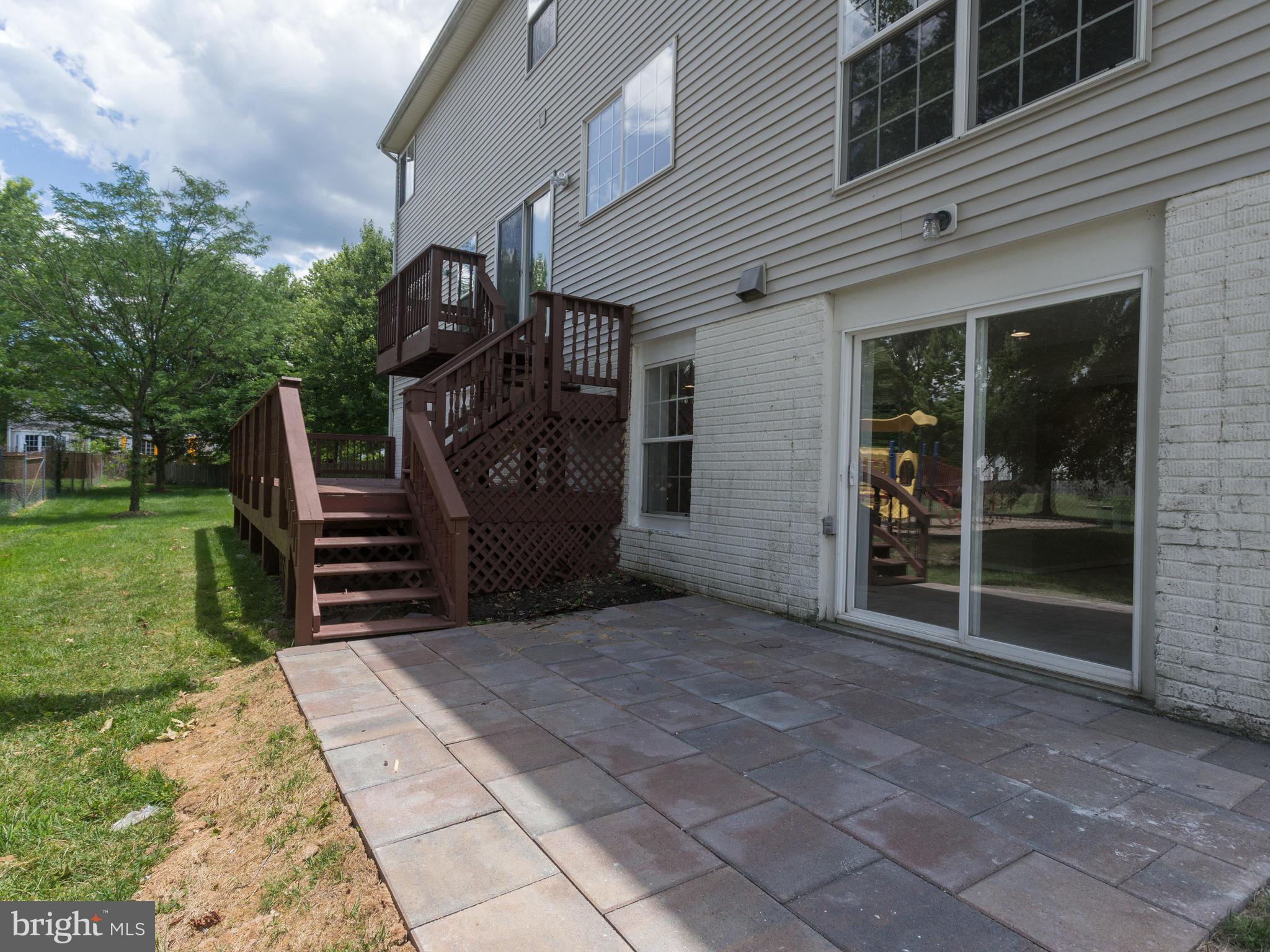 YOUNG ESTATE - Residential