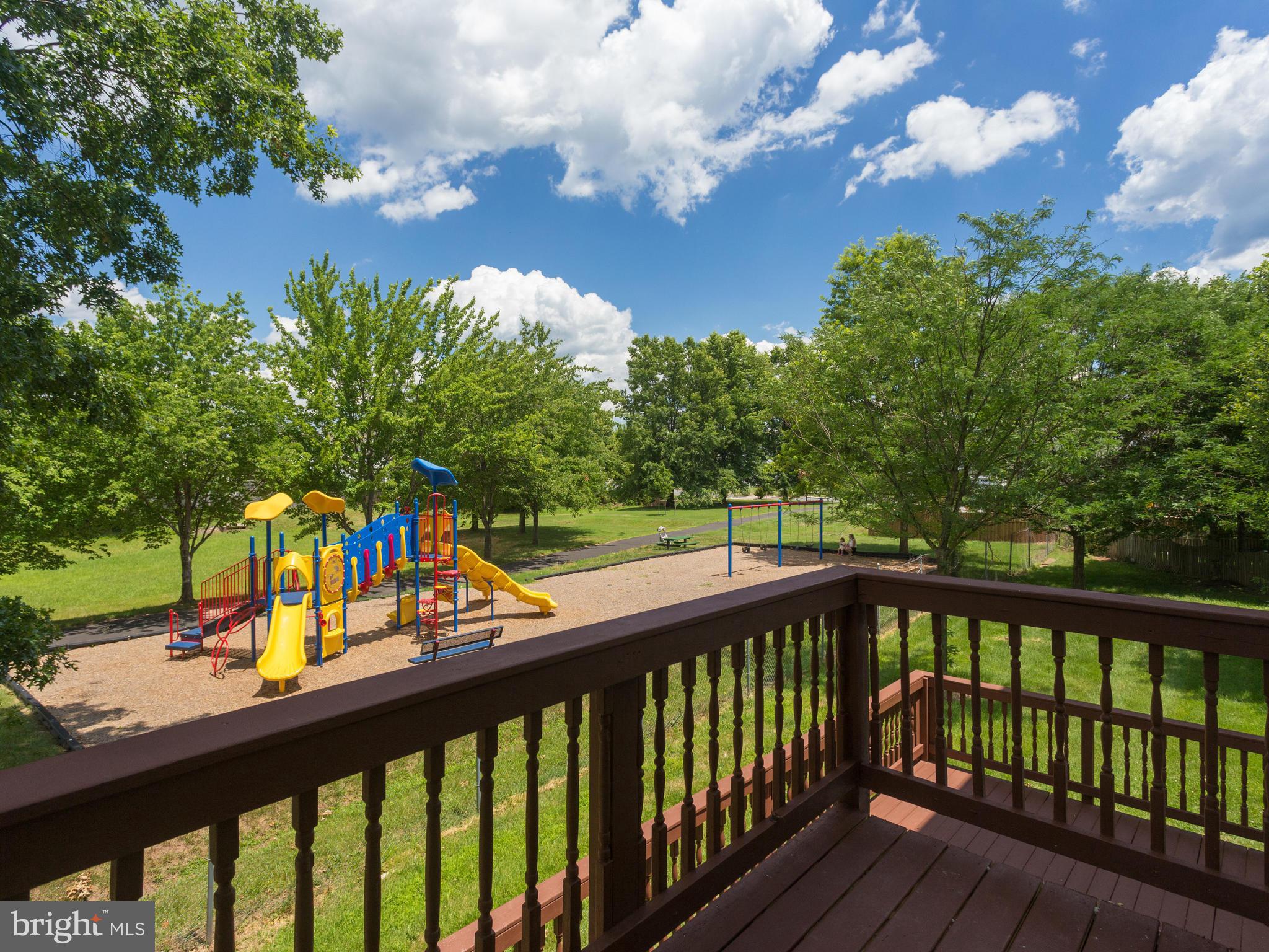 YOUNG ESTATE - Residential