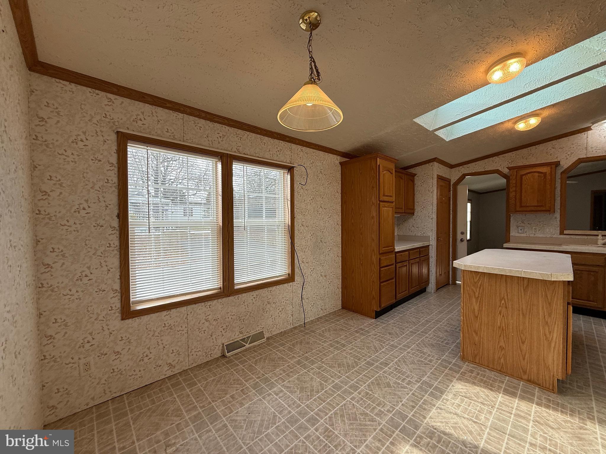 GREEN ACRES - Residential