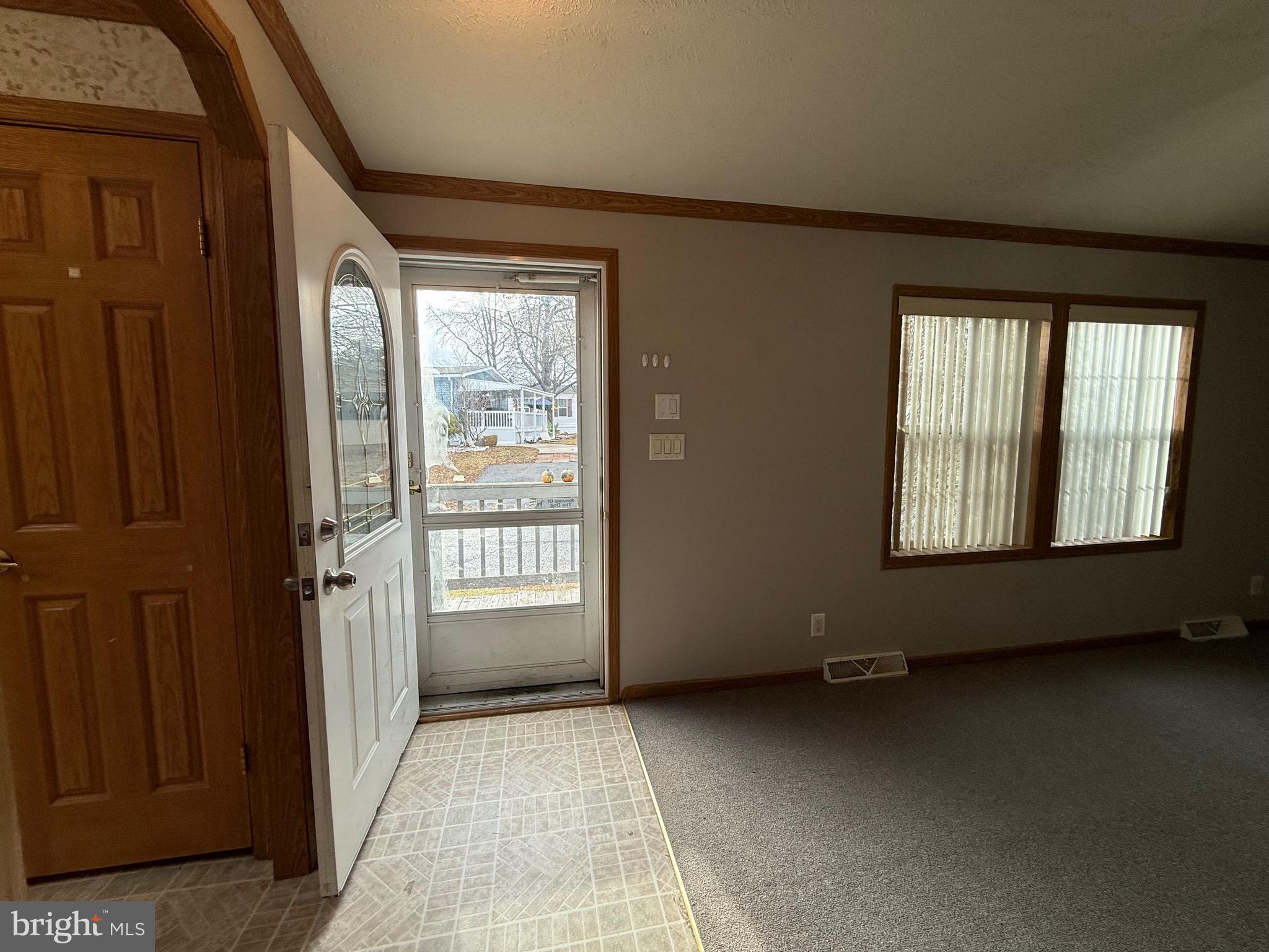 GREEN ACRES - Residential