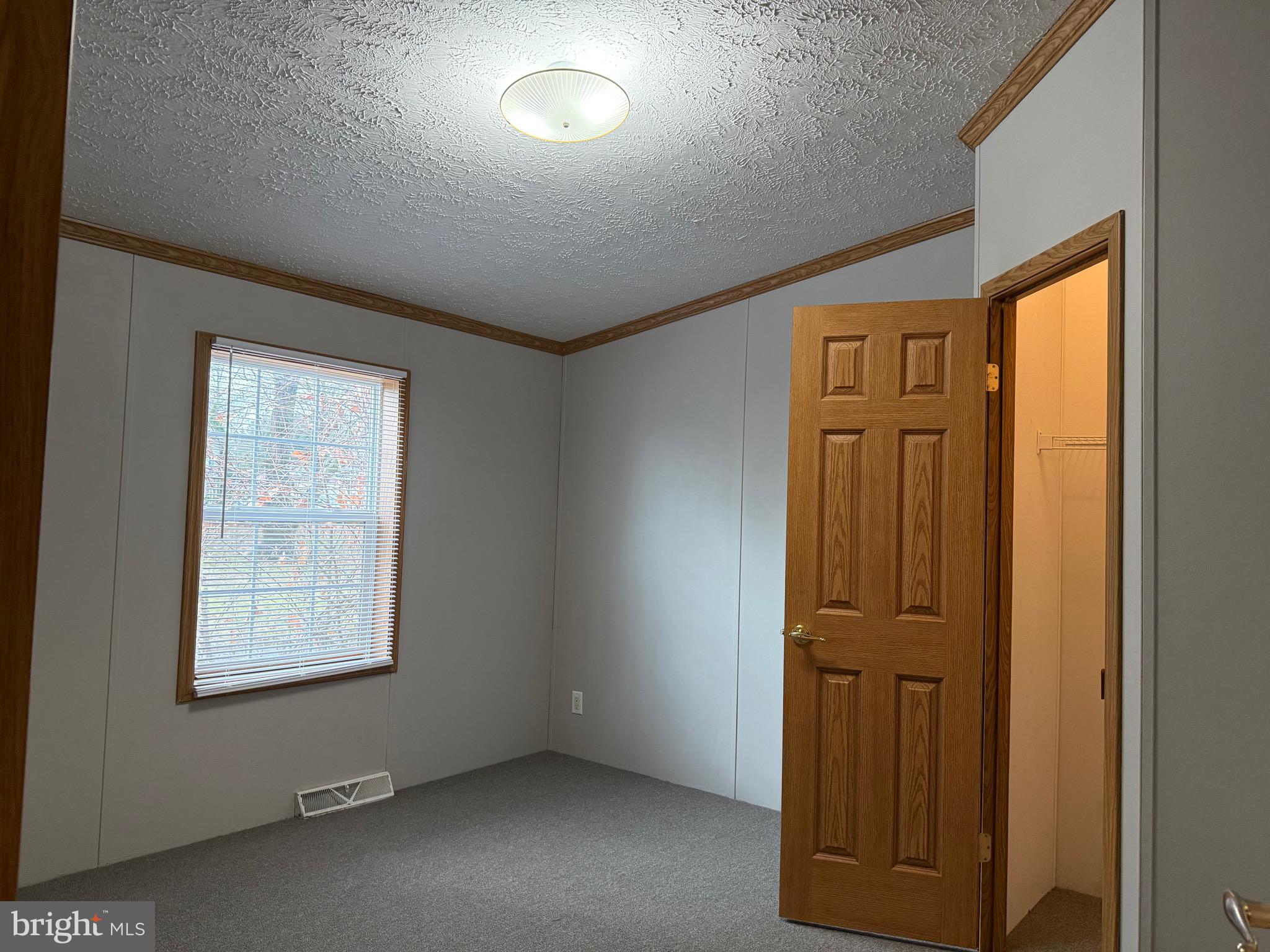 GREEN ACRES - Residential