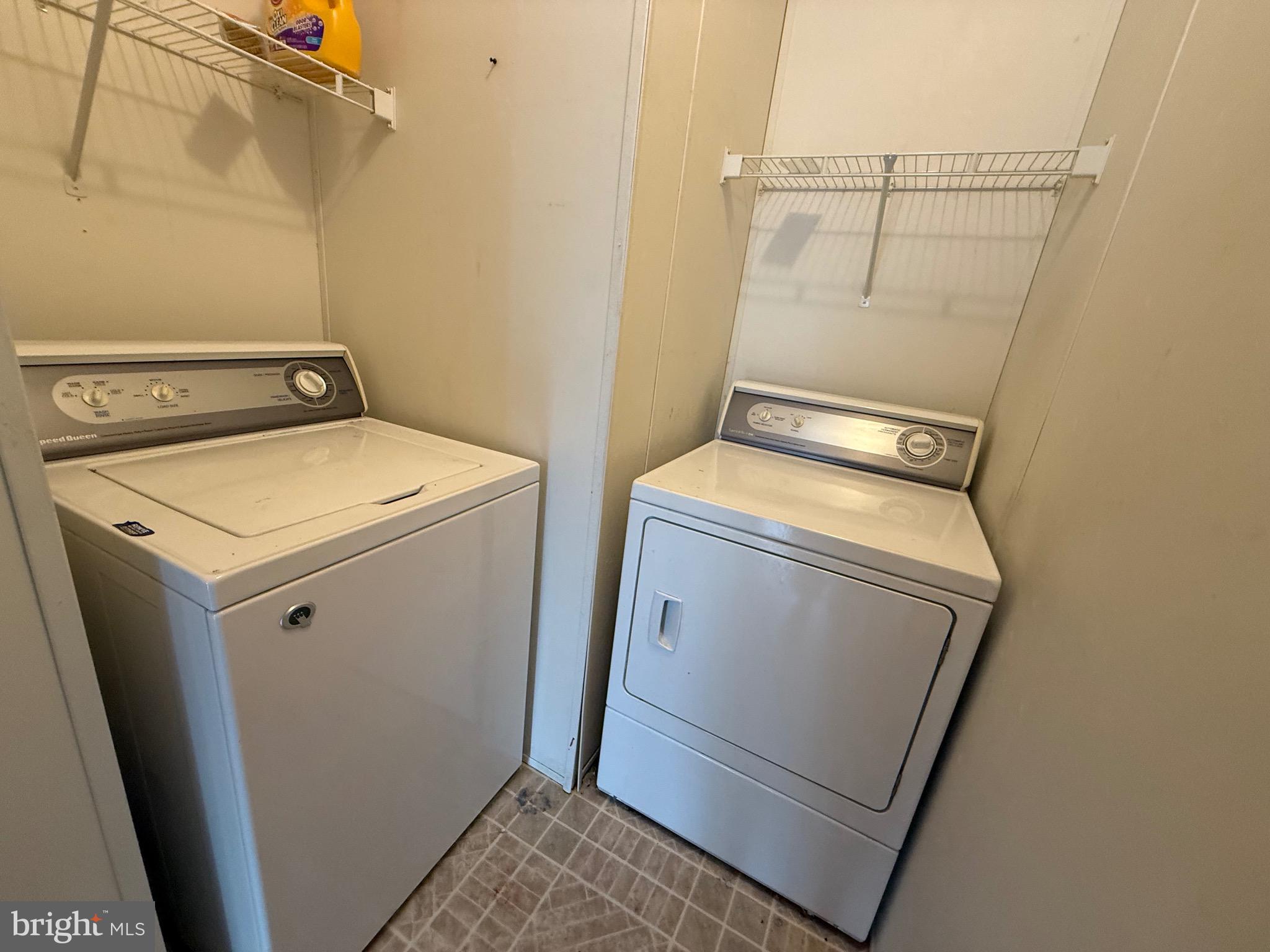 GREEN ACRES - Residential