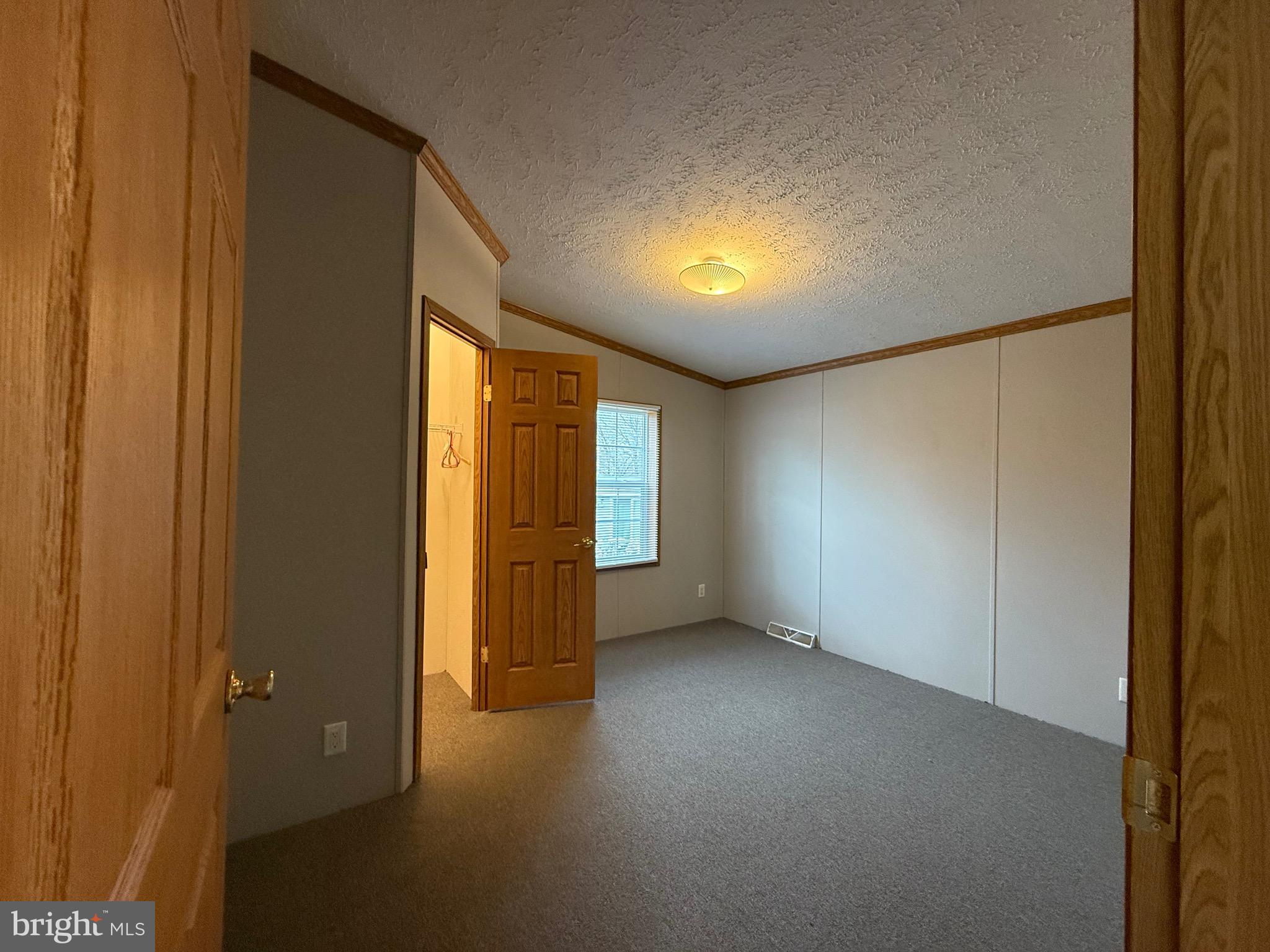 GREEN ACRES - Residential