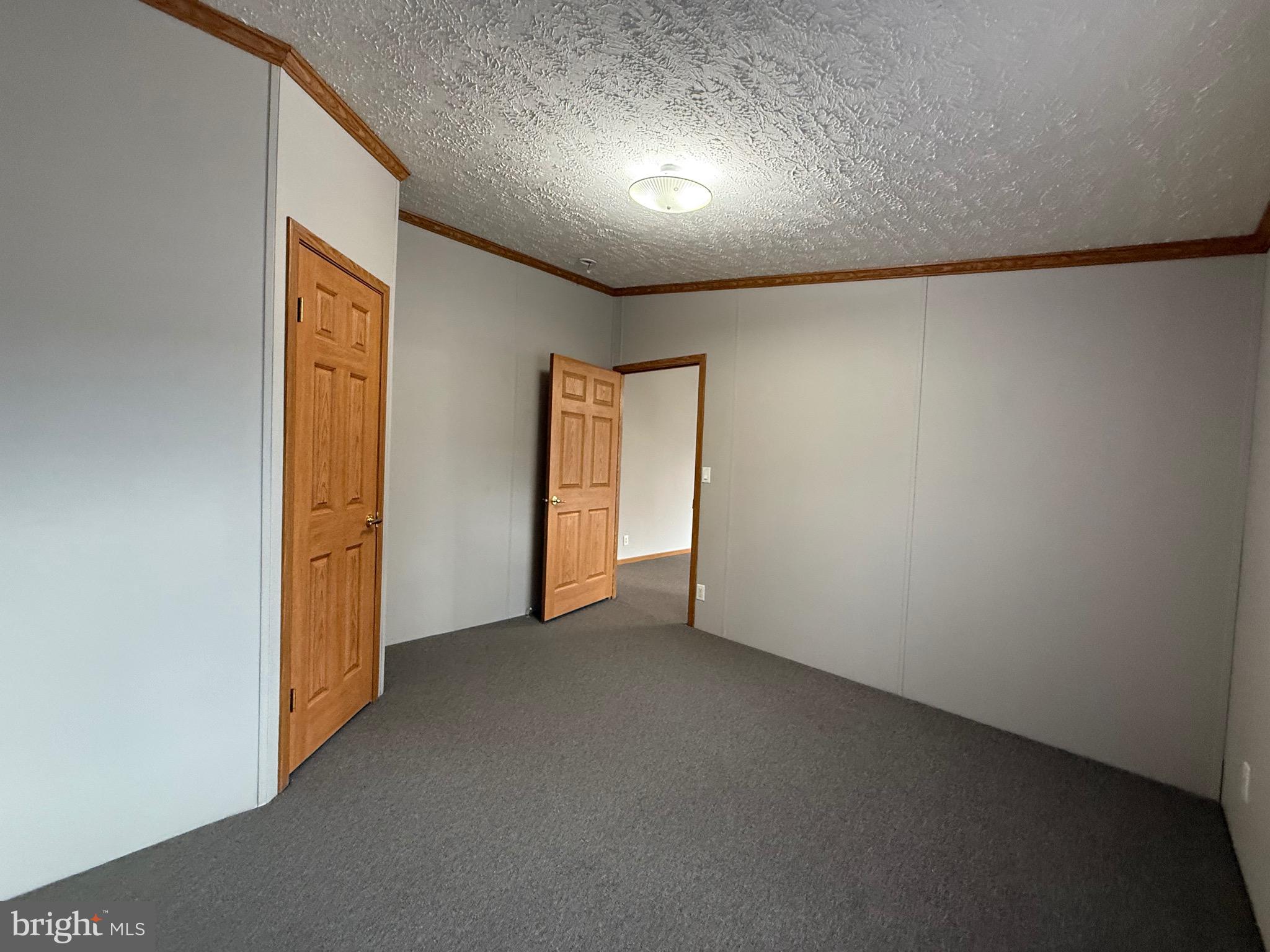 GREEN ACRES - Residential