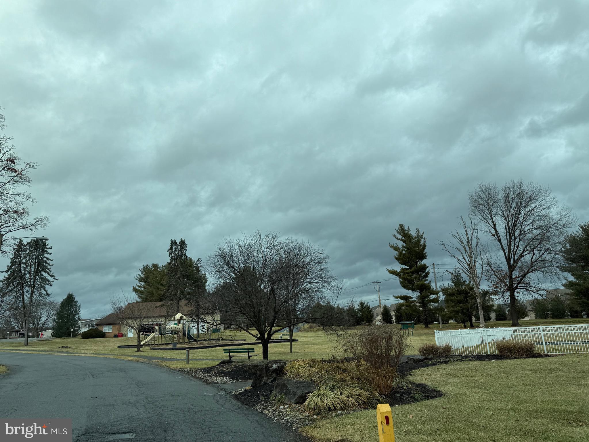 GREEN ACRES - Residential