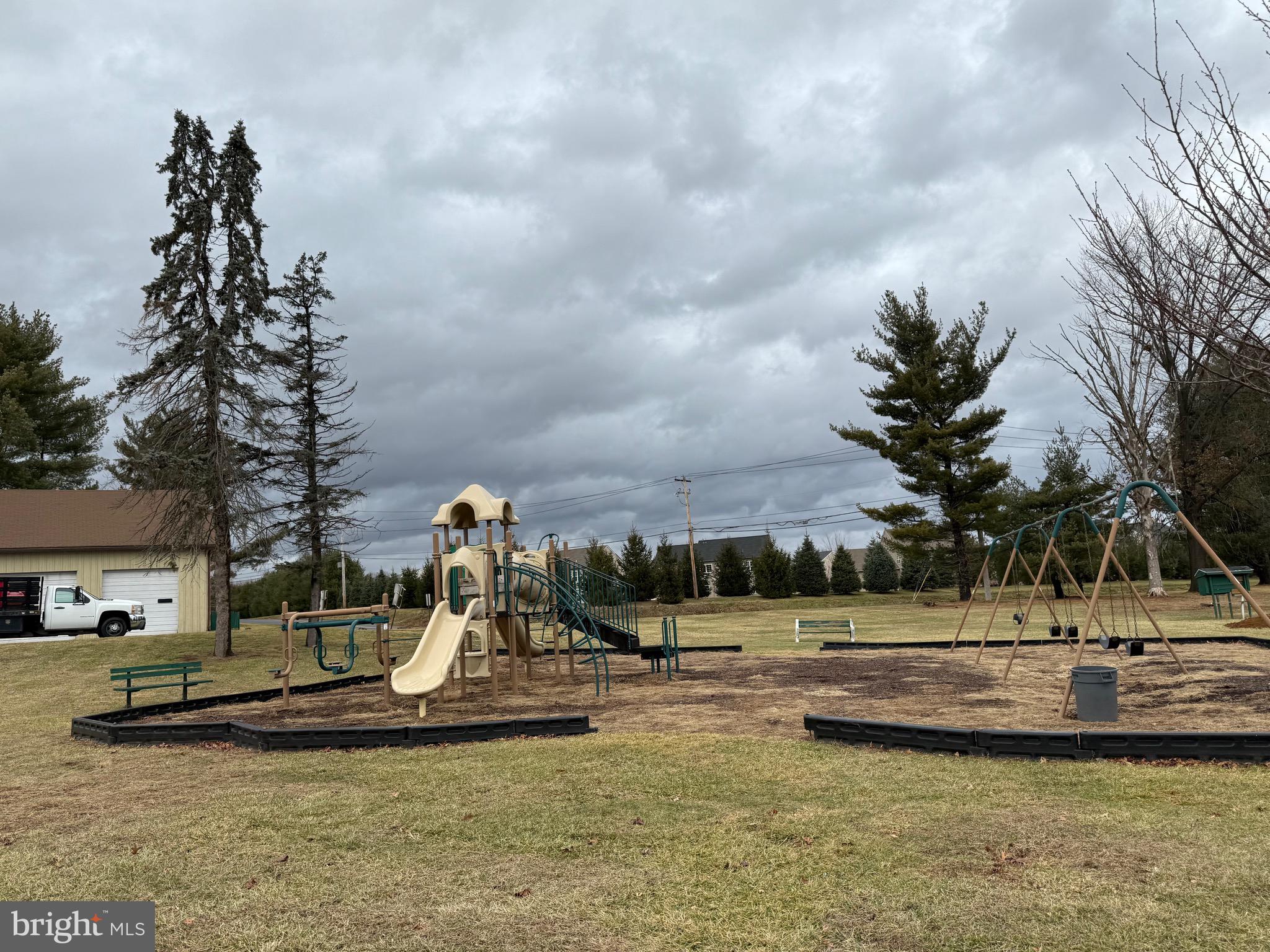 GREEN ACRES - Residential