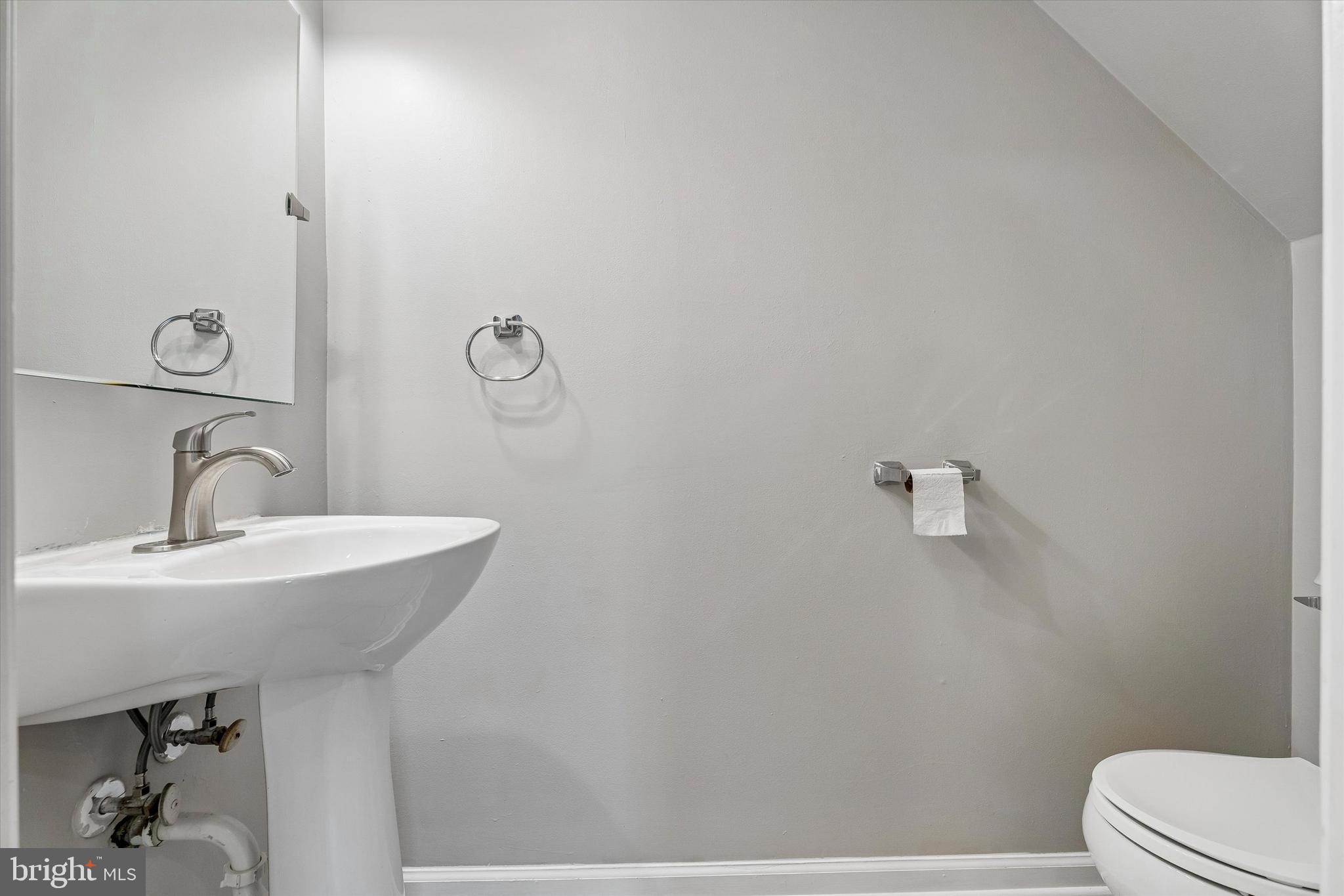 MIDDLETON PL - Residential