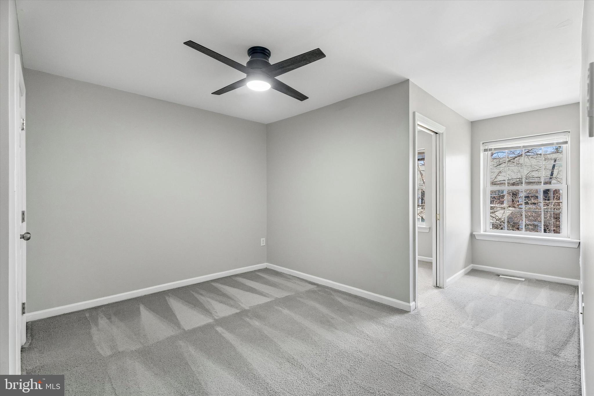 MIDDLETON PL - Residential