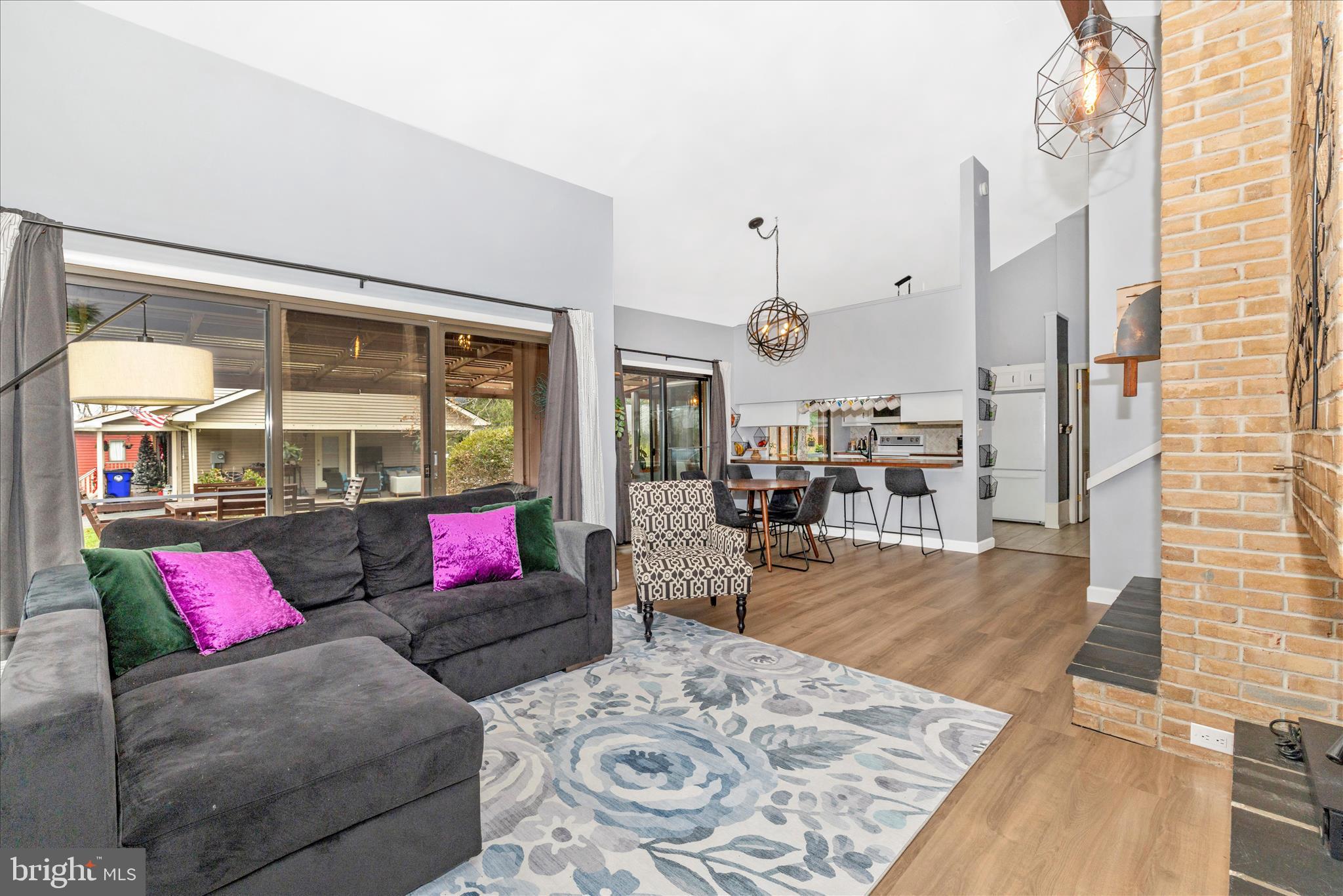 THE MEADOWS - Residential