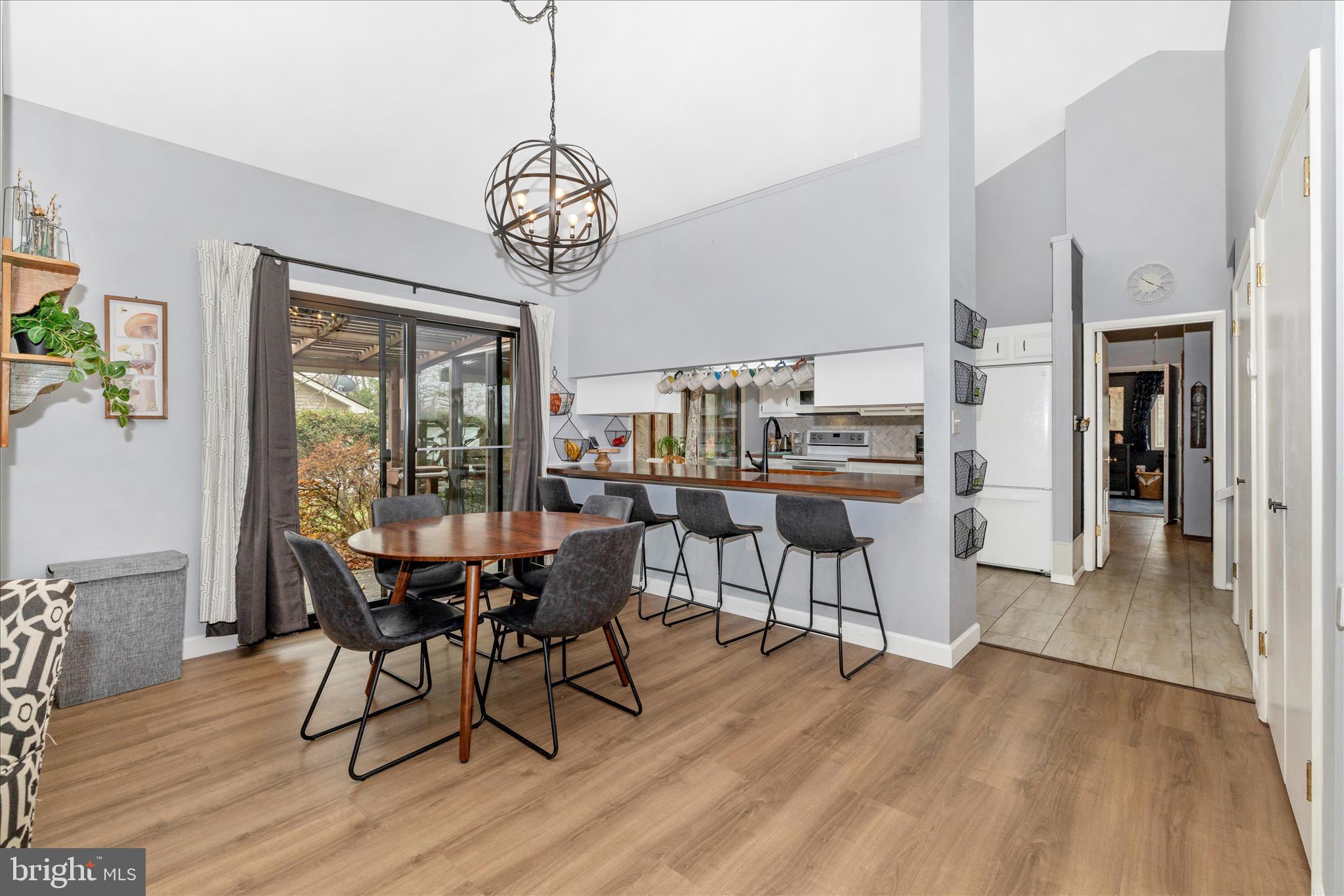 THE MEADOWS - Residential