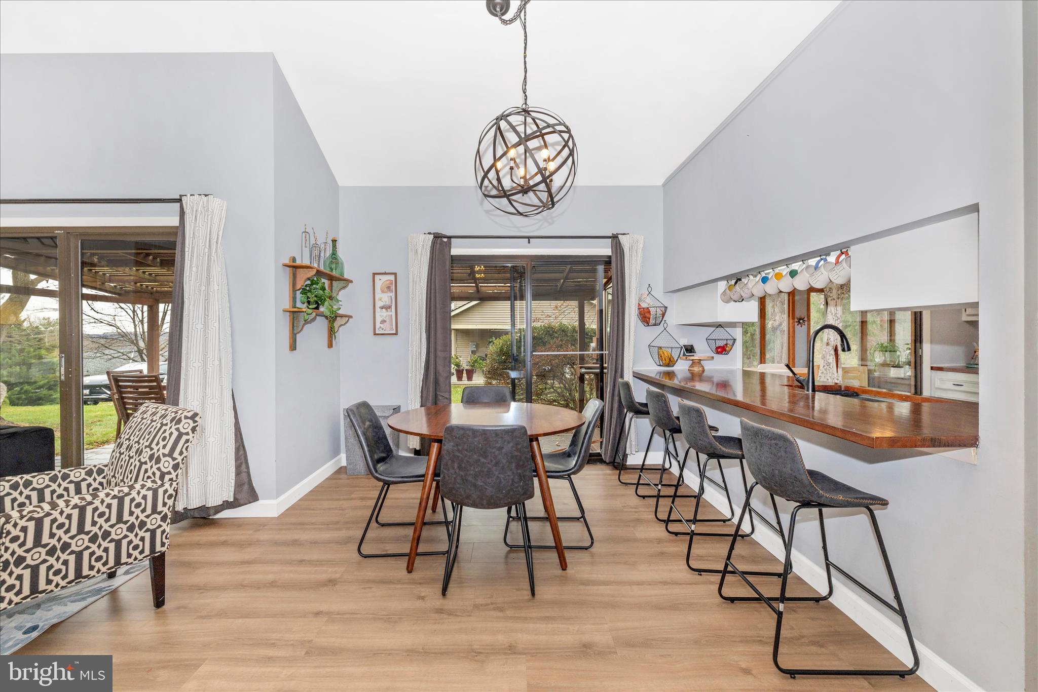 THE MEADOWS - Residential