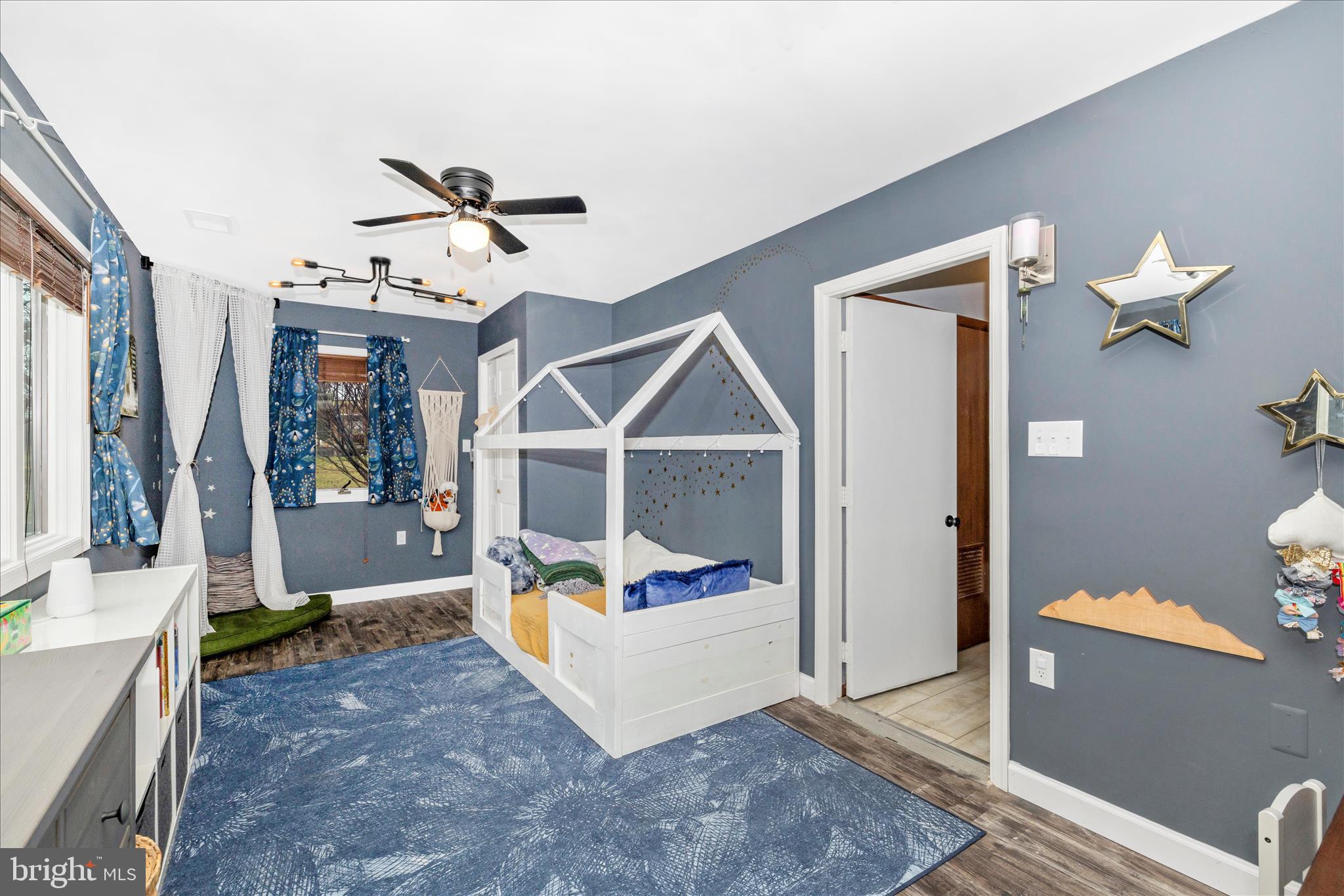 THE MEADOWS - Residential