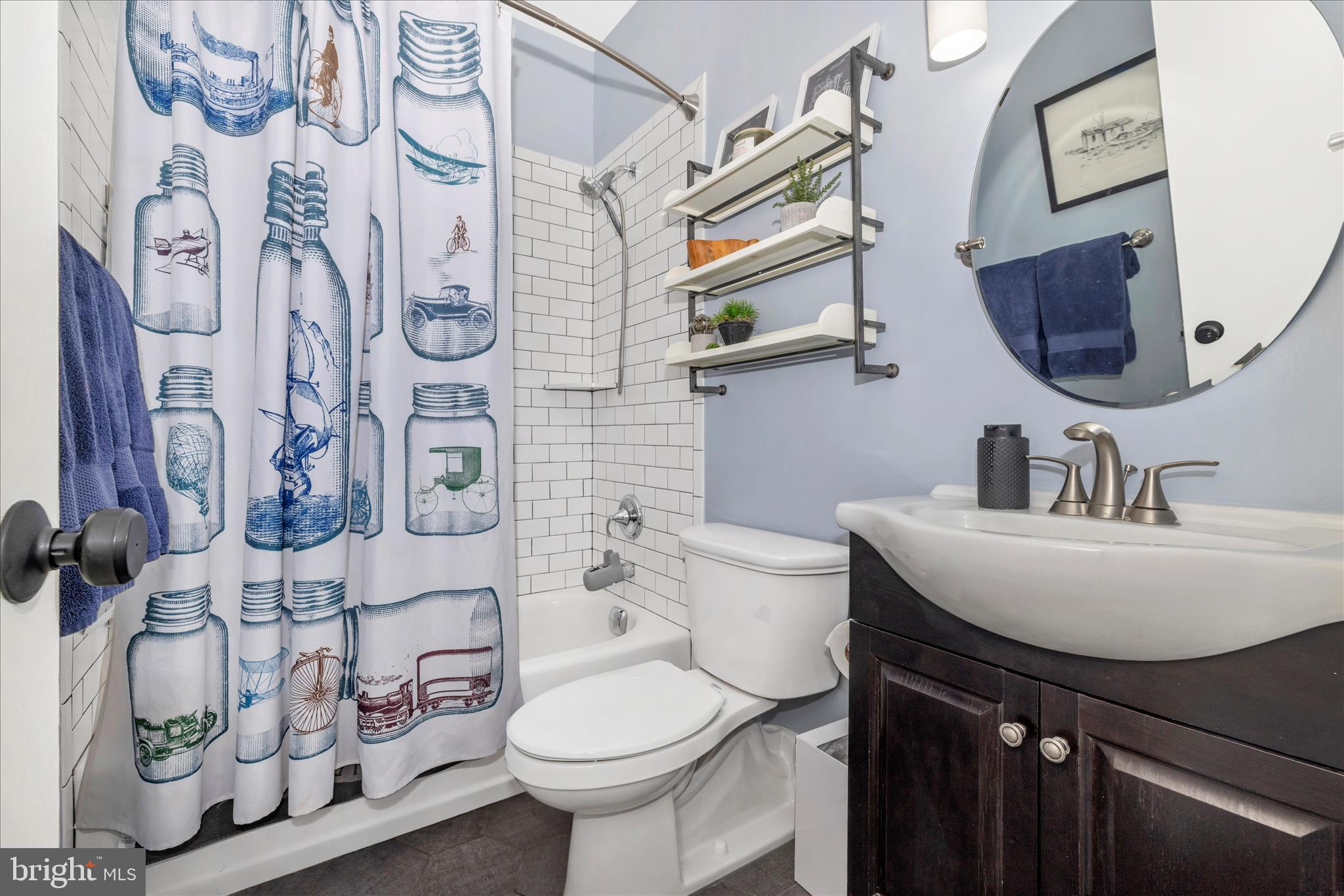 THE MEADOWS - Residential