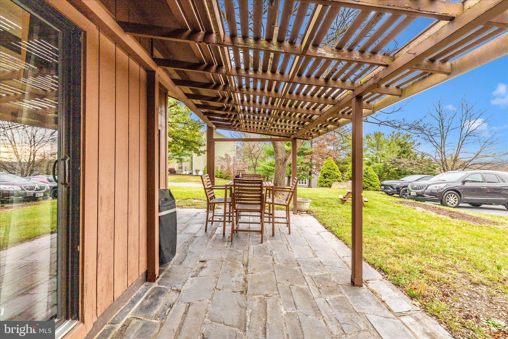 THE MEADOWS - Residential