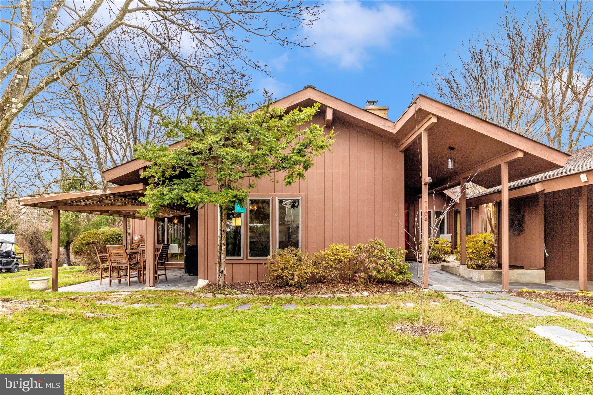 THE MEADOWS - Residential