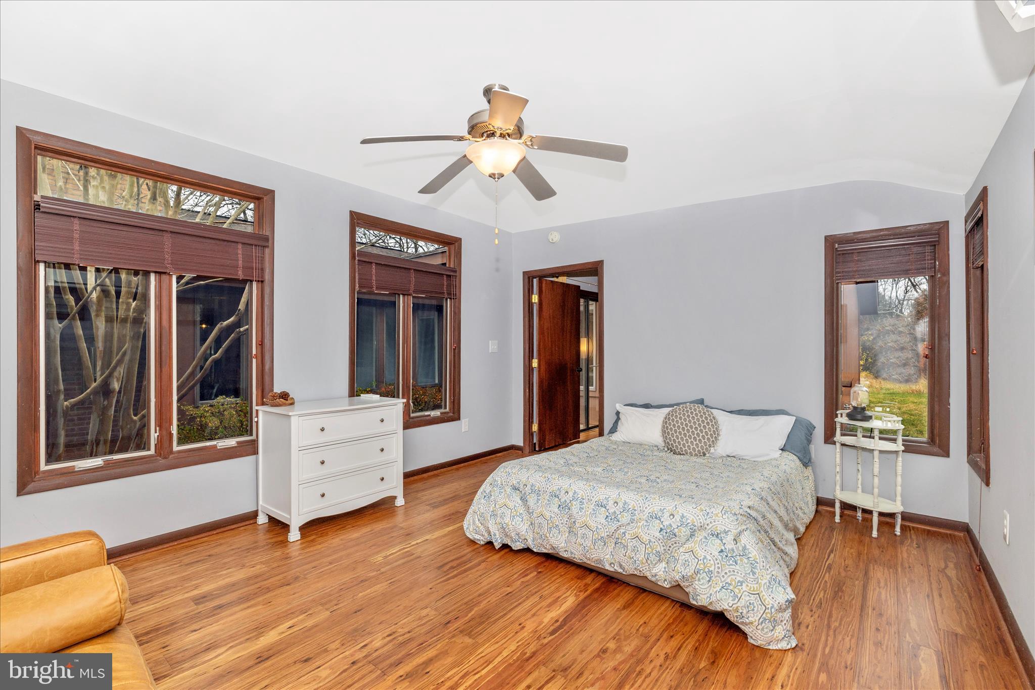 THE MEADOWS - Residential