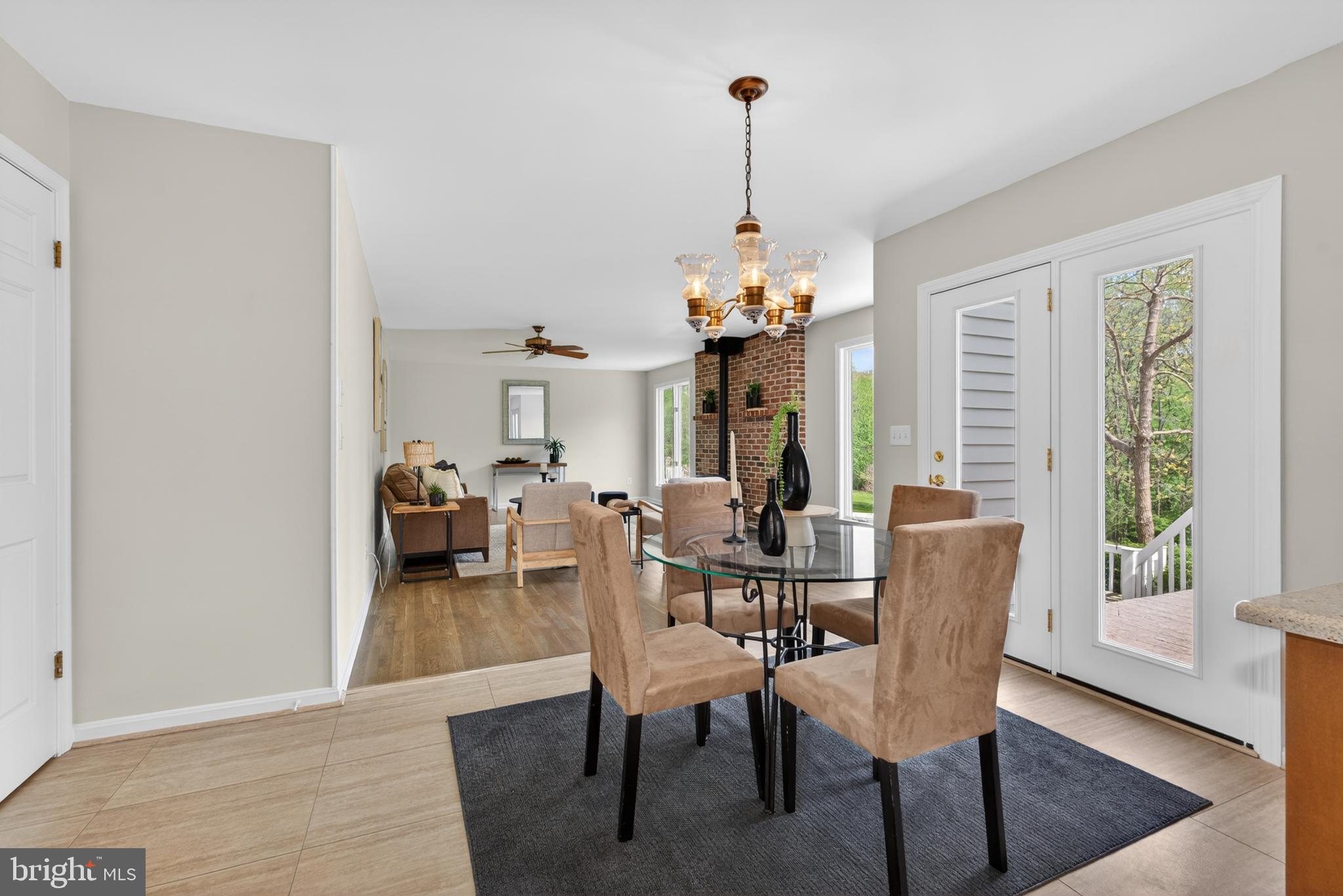 KINGSVILLE - Residential