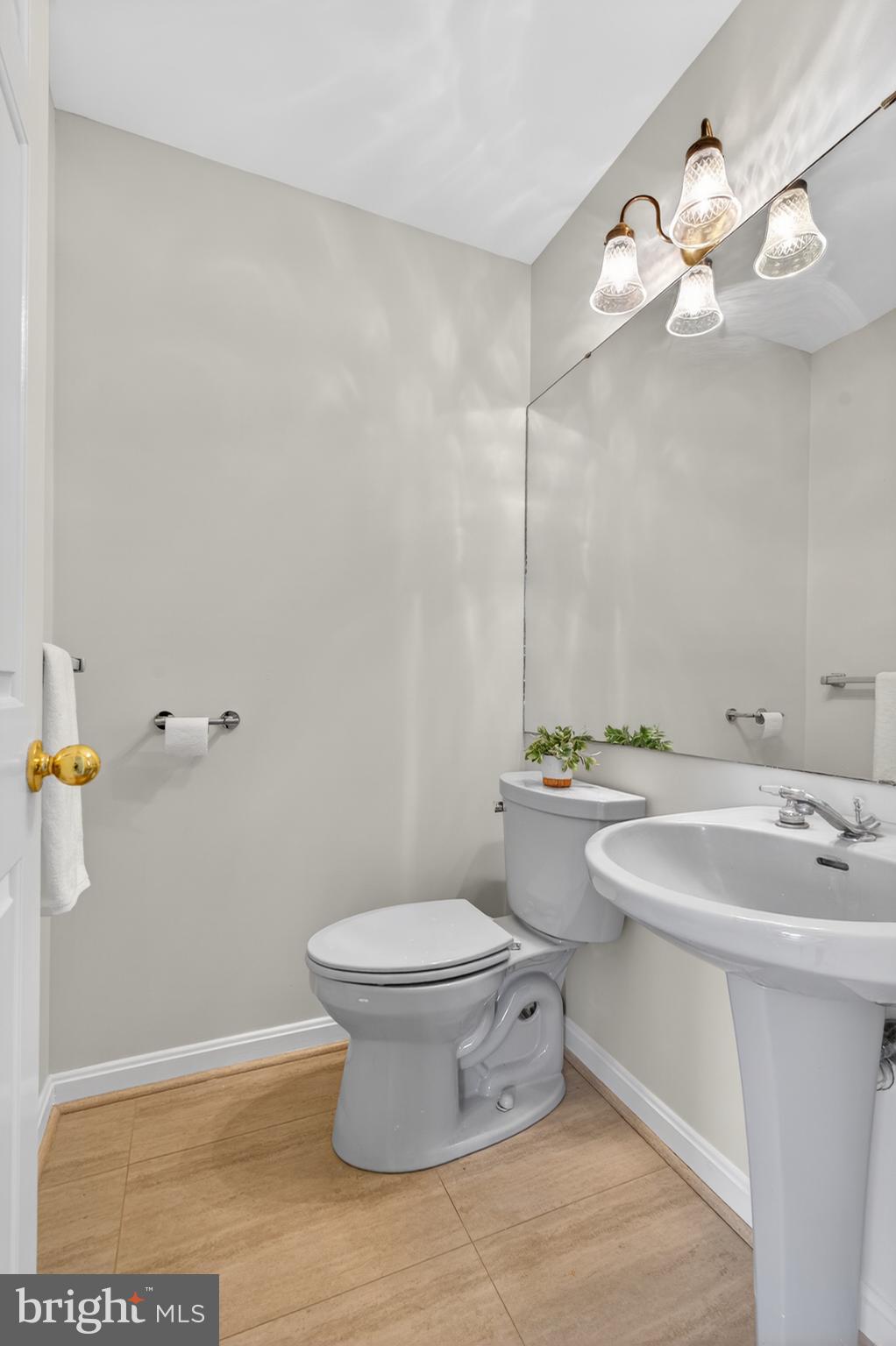 KINGSVILLE - Residential