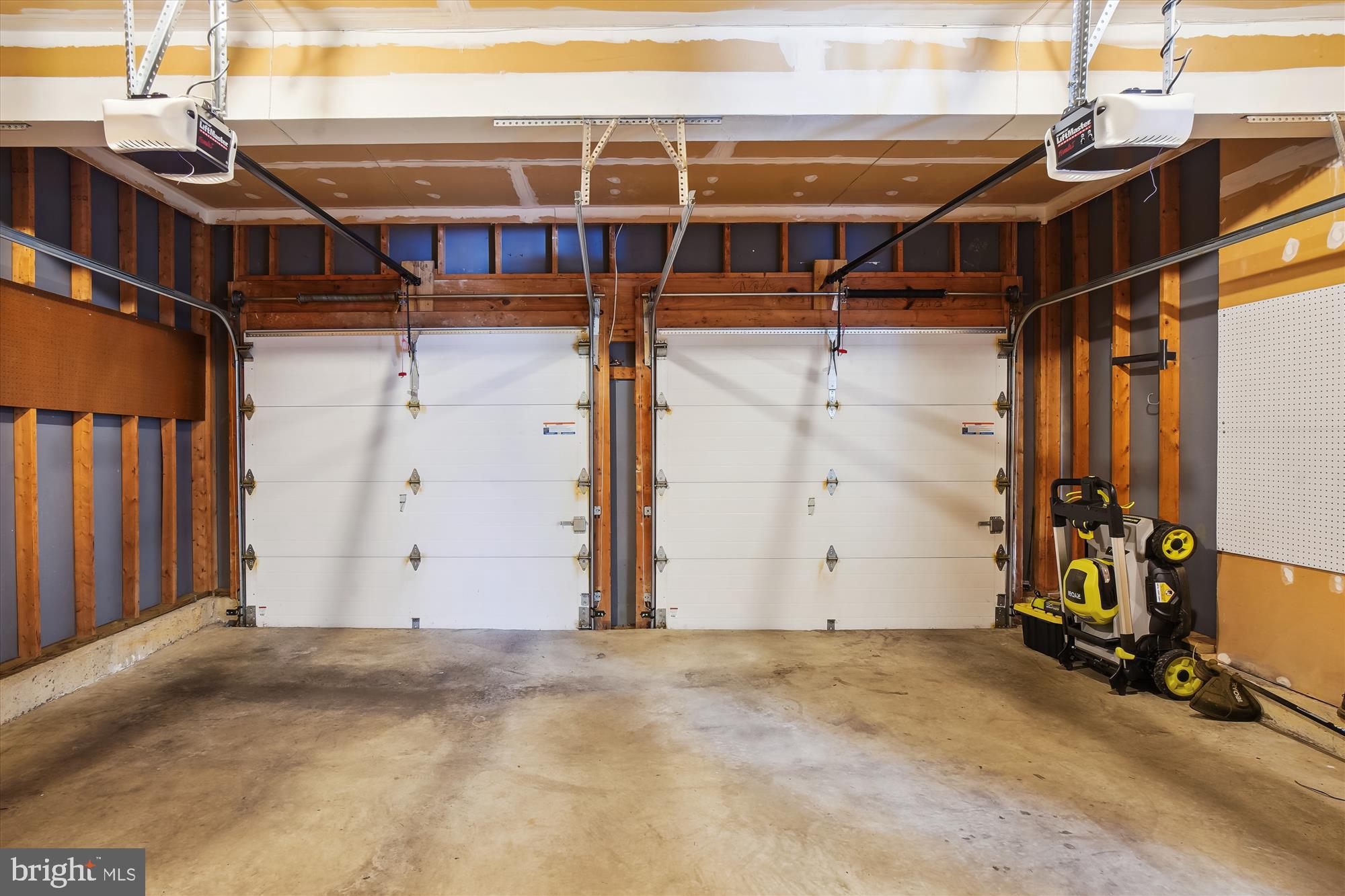 MILESTONE - Residential