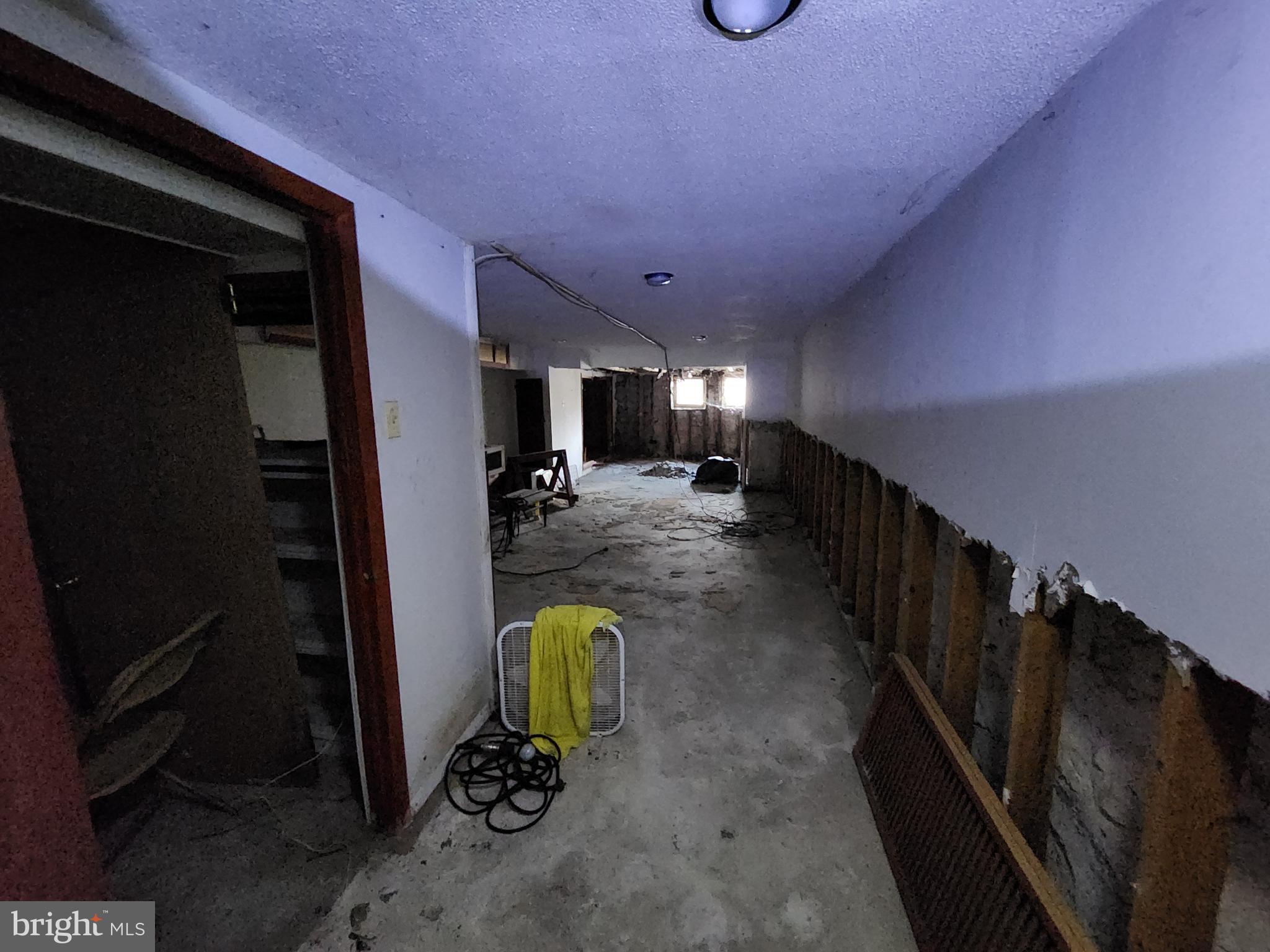 WINCHESTER - Residential